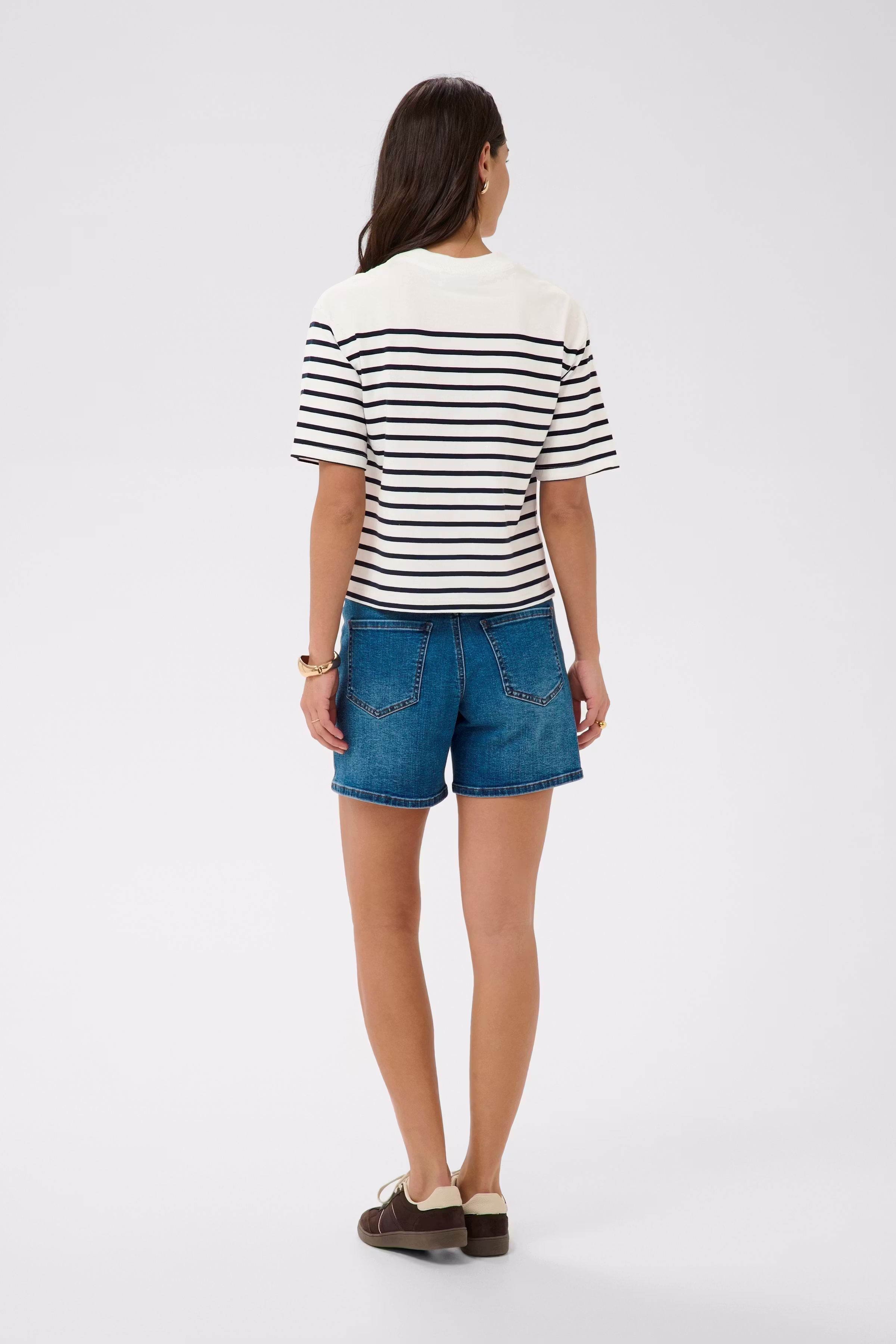 KAnolia T-shirt LOOKBOOK BACK 10511518-109357