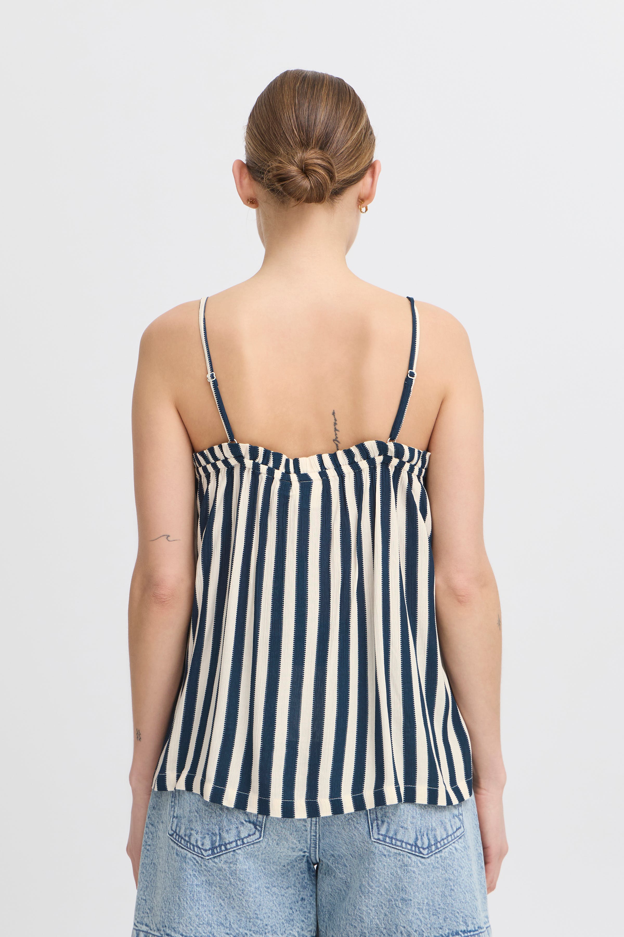 IHMARRAKECH Kortermet bluse LOOKBOOK BACK 20122946-204479