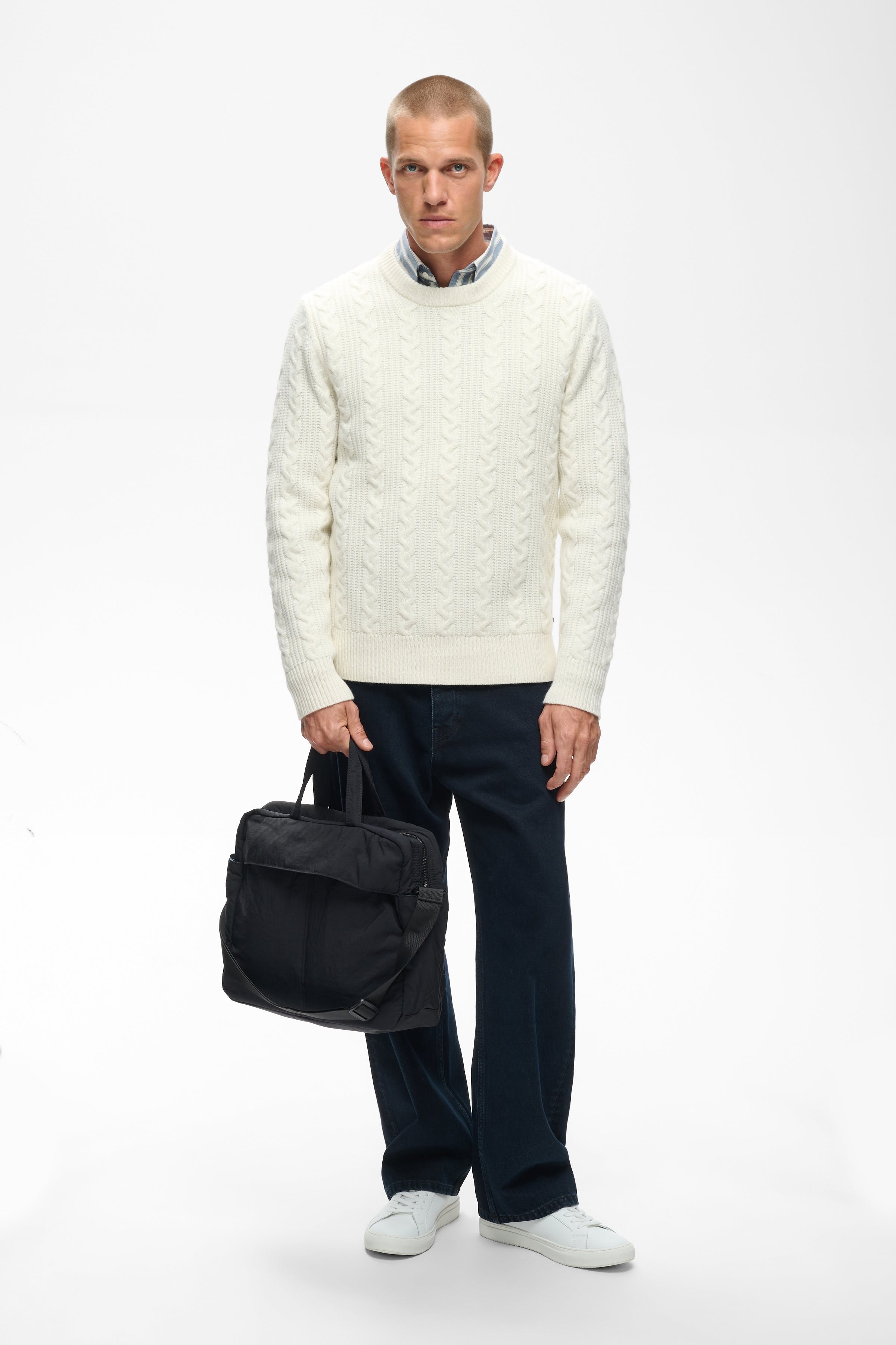 MAcomputo Taske LOOKBOOK FRONT 30208970-300275