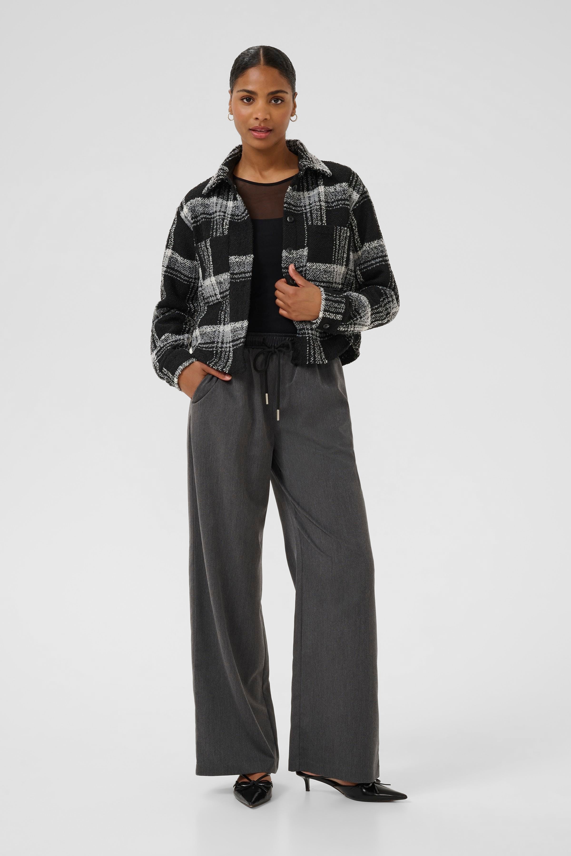 KAlily Hemd LOOKBOOK FRONT 10510886-108577