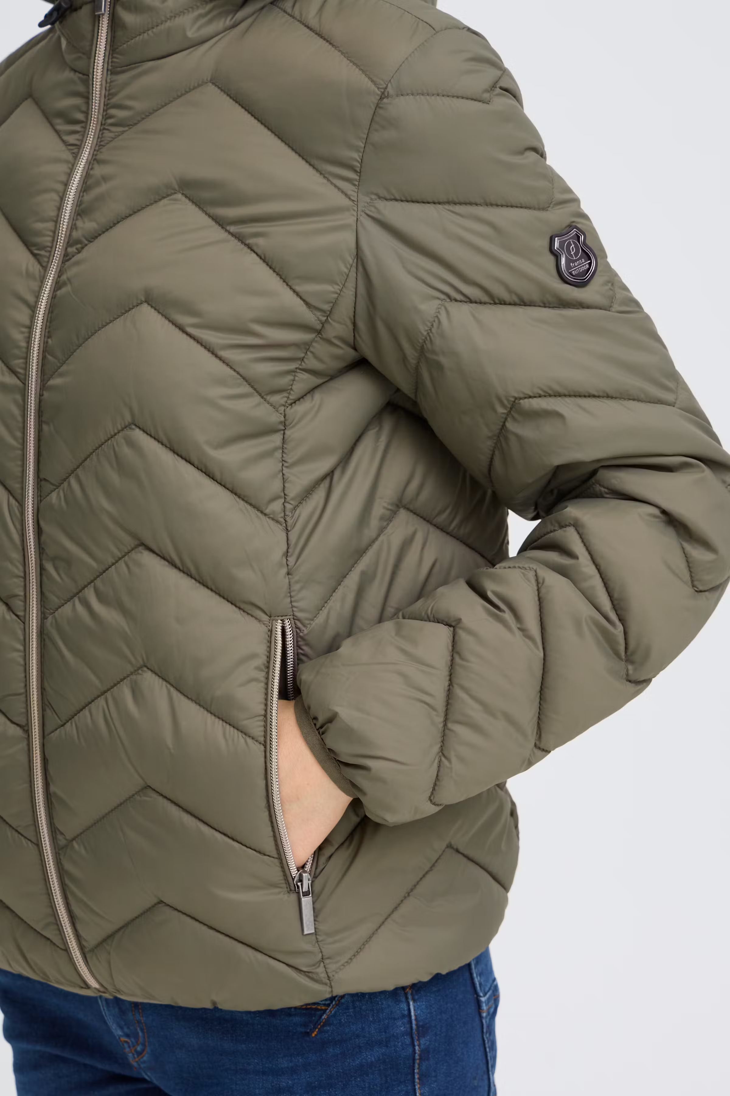 FRBAPADDING Oberbekleidung LOOKBOOK DETAIL 20609336-180516