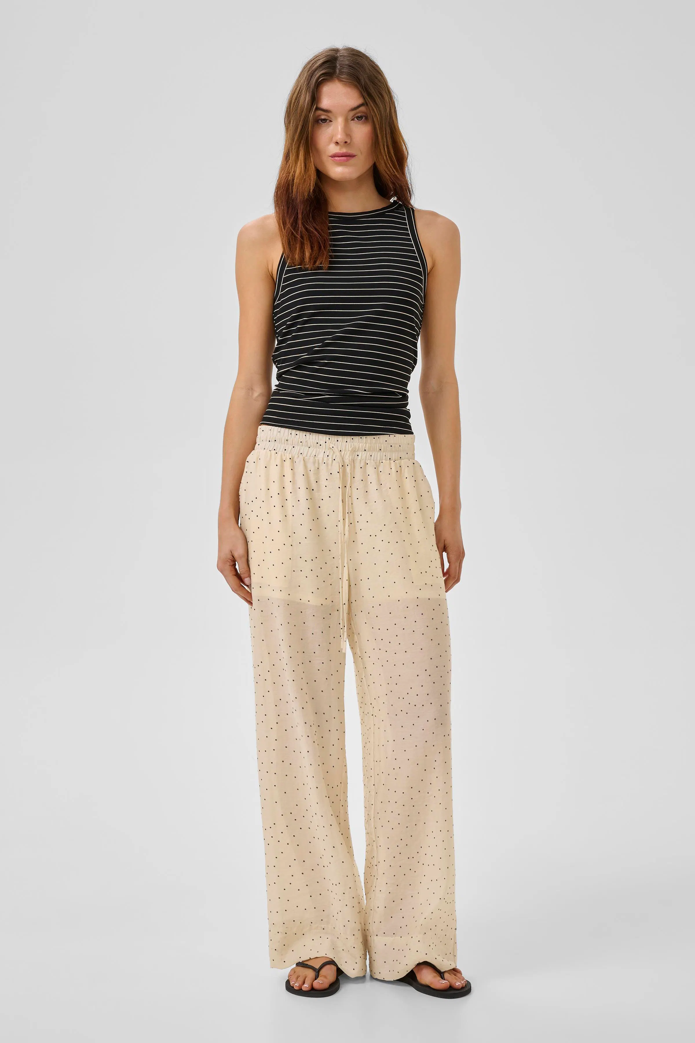 MWHally Bukser LOOKBOOK FRONT 10705616-109613