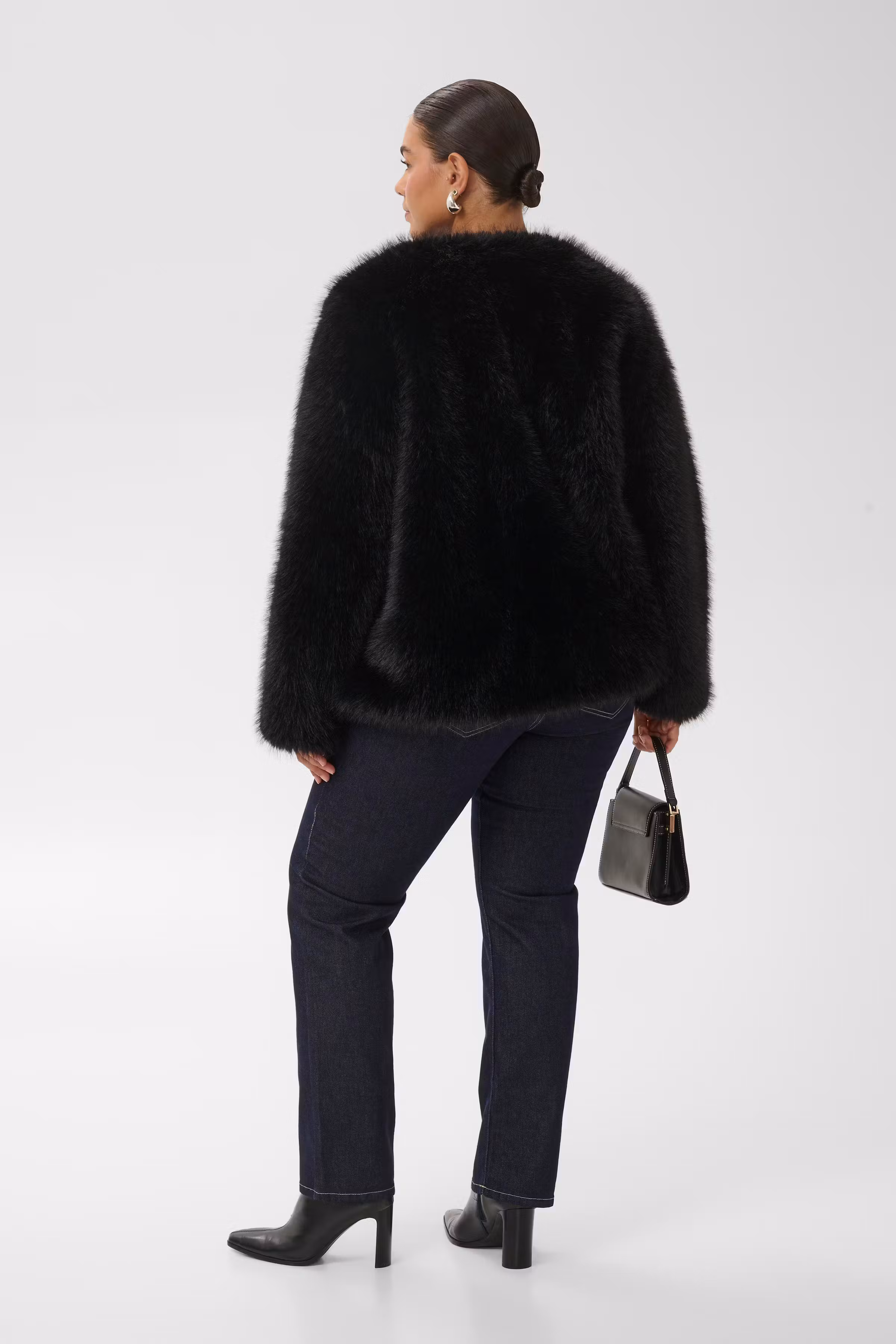 KCmadia Mantel LOOKBOOK BACK 10584537-100121