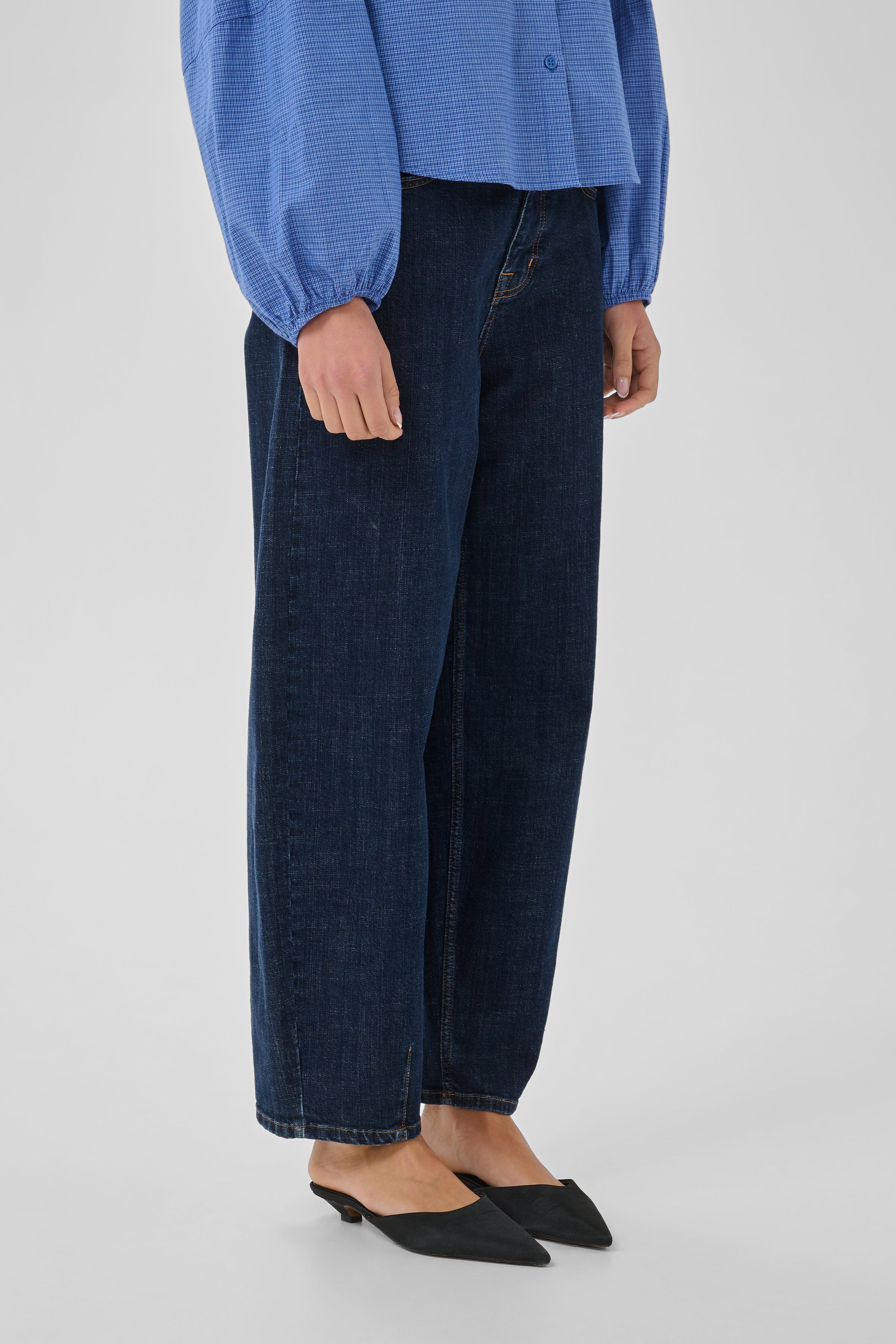MWLucy Jeans LOOKBOOK FRONT 10705724-100067