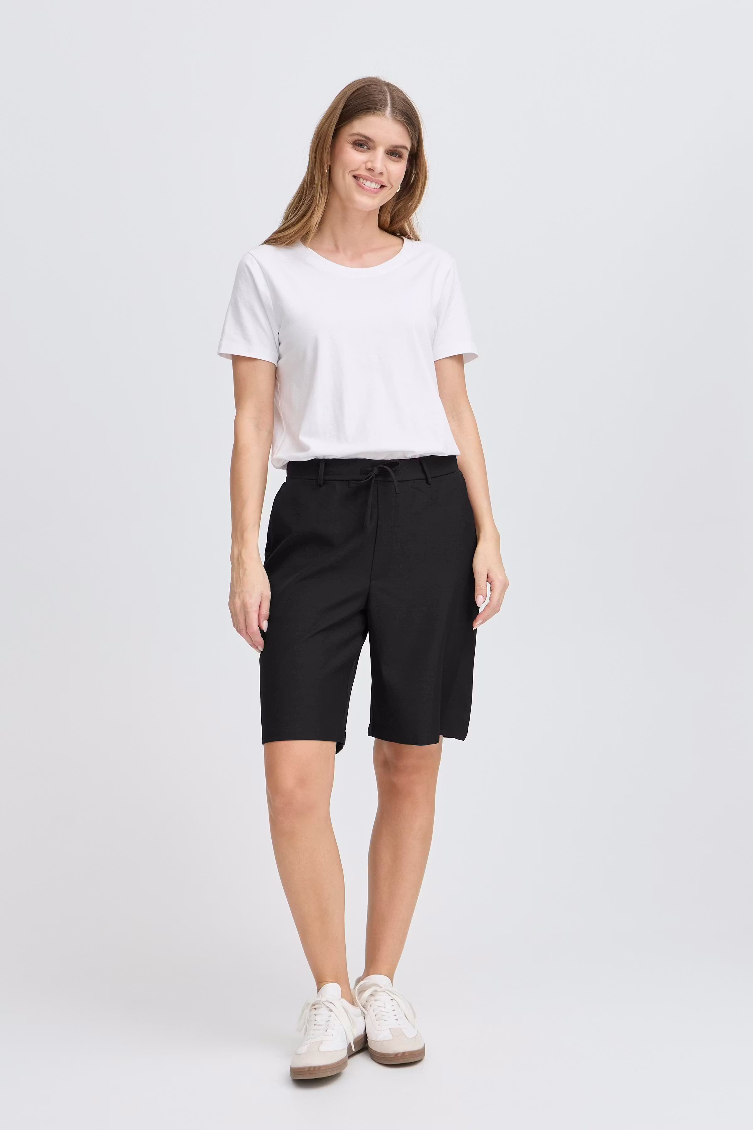 FRMAREENA Shorts LOOKBOOK FRONT 20616165-200113