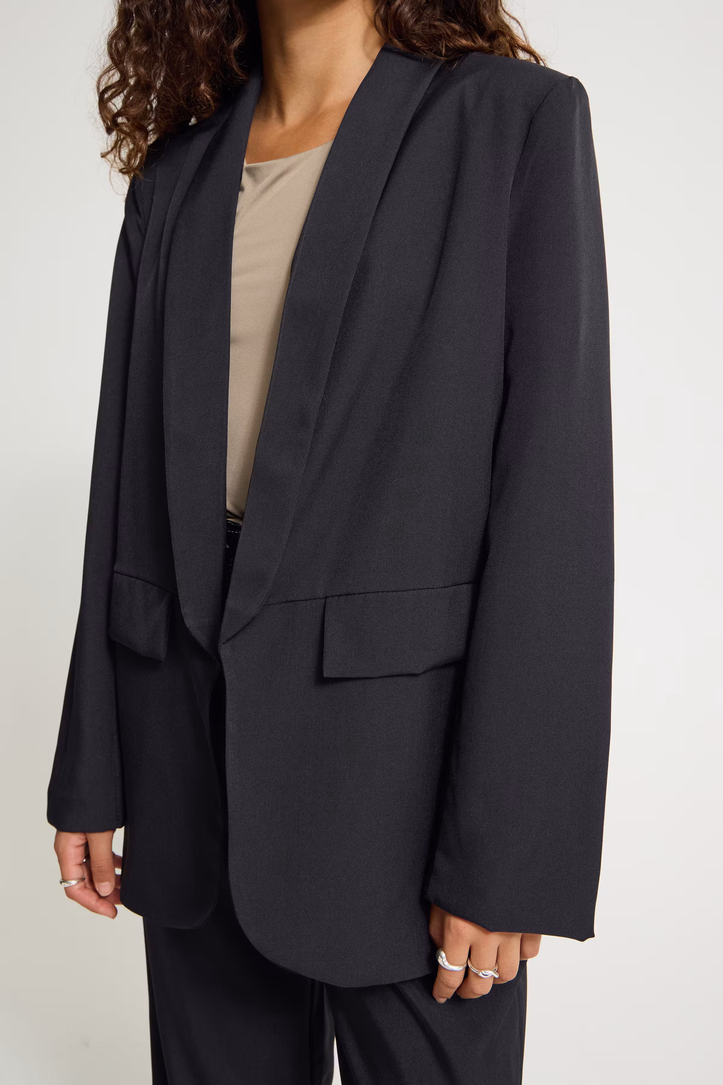 SBXGLORIUS Blazer LOOKBOOK DETAIL 22101225-190303