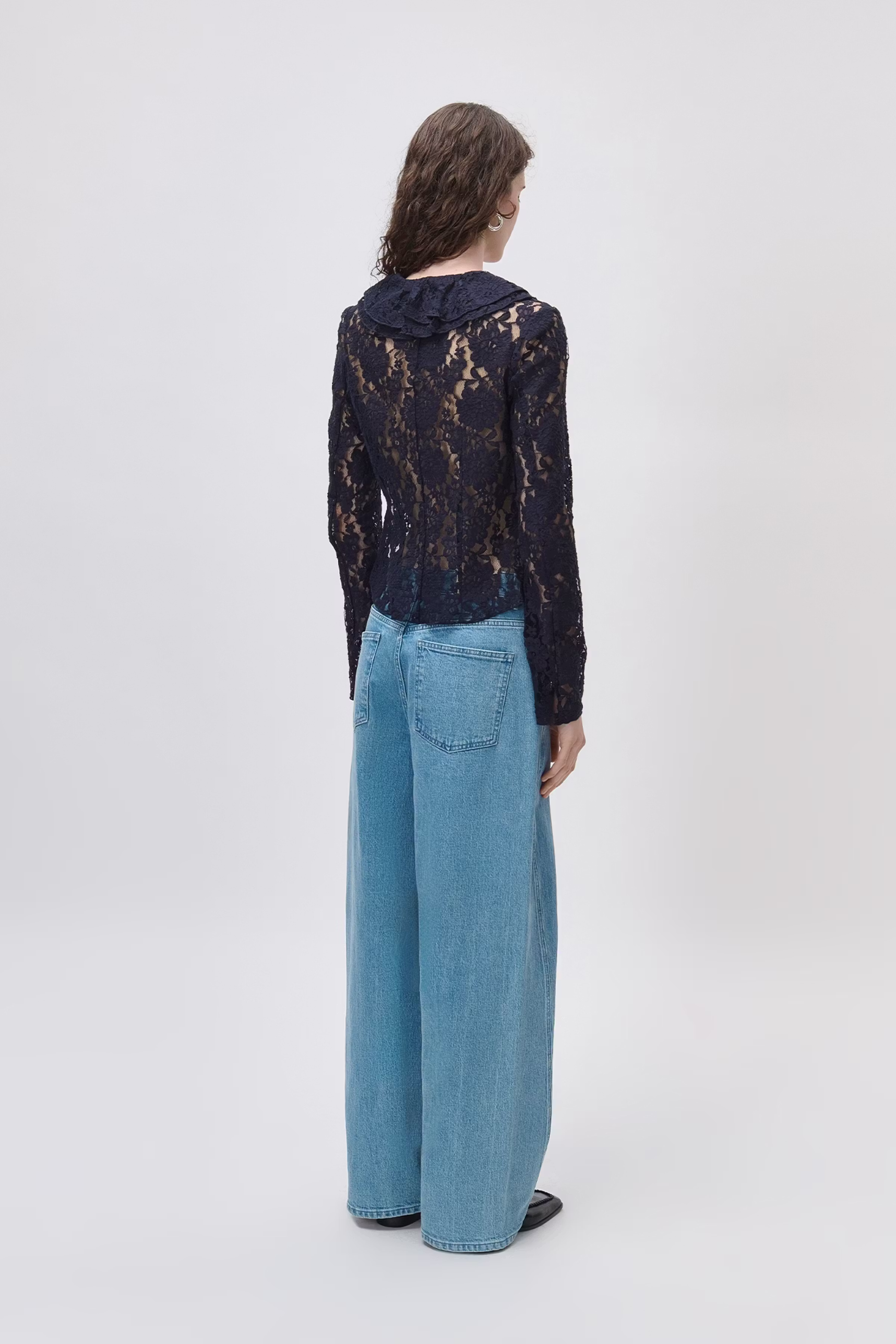IOTIERRA BLOUSE LOOKBOOK BACK 30600584-BL900