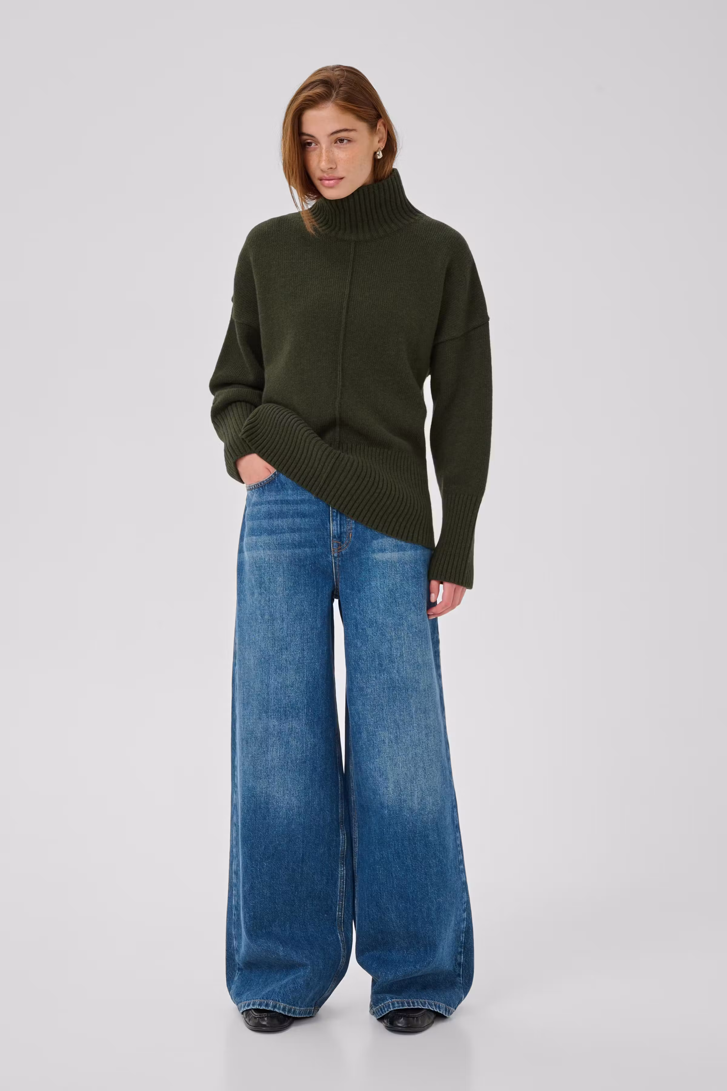 MWAntwerpen Pullover LOOKBOOK FRONT 10705744-190515