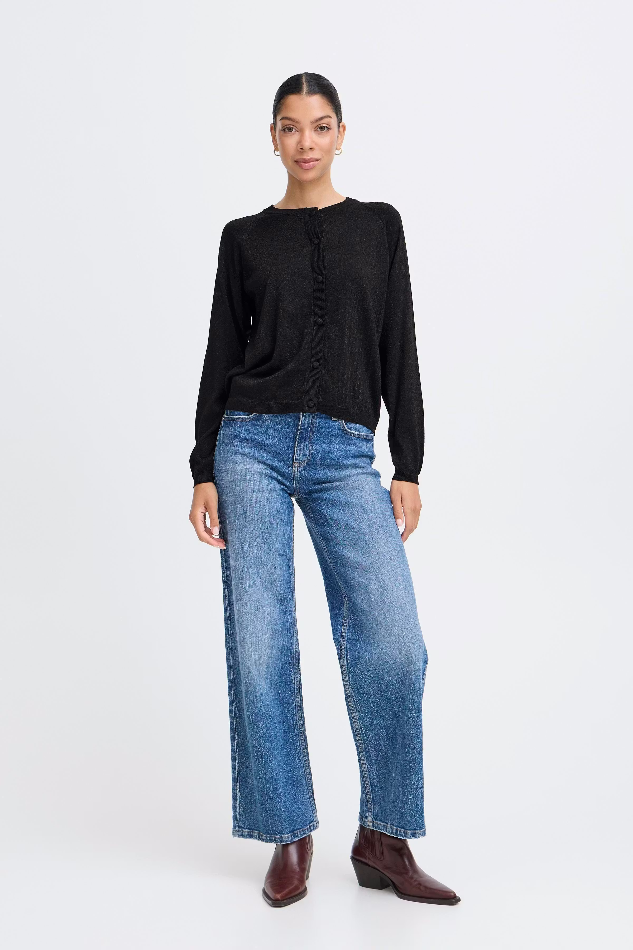 BYMOBBE Cardigan LOOKBOOK FRONT 20818272-194008