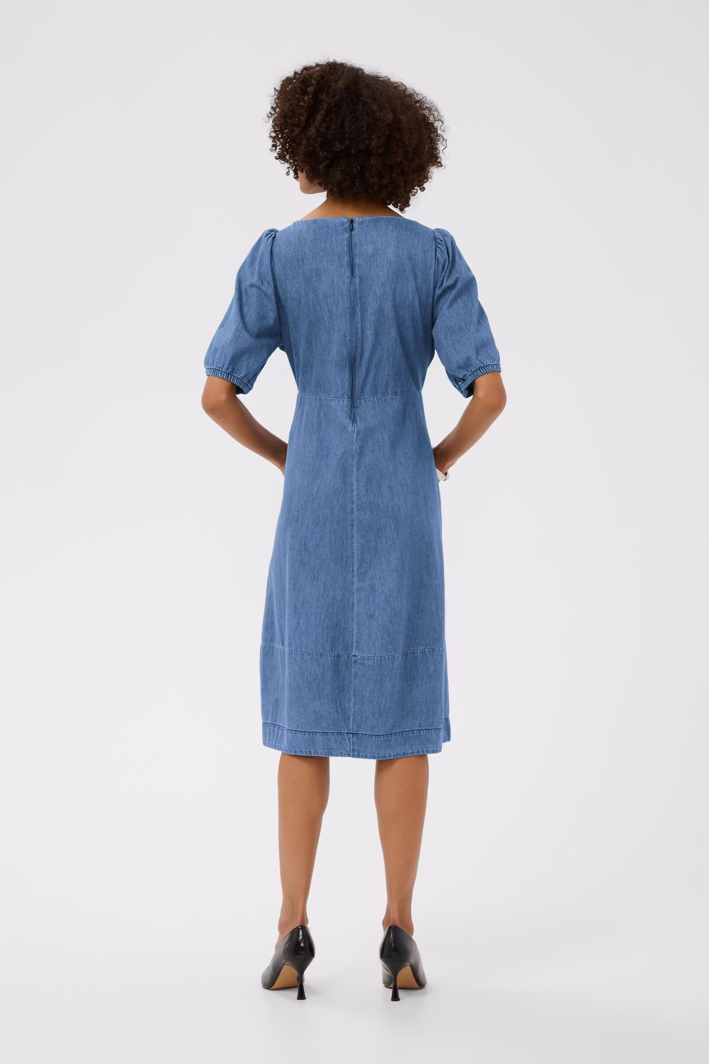 CUriva Kjole LOOKBOOK BACK 50111525-500029