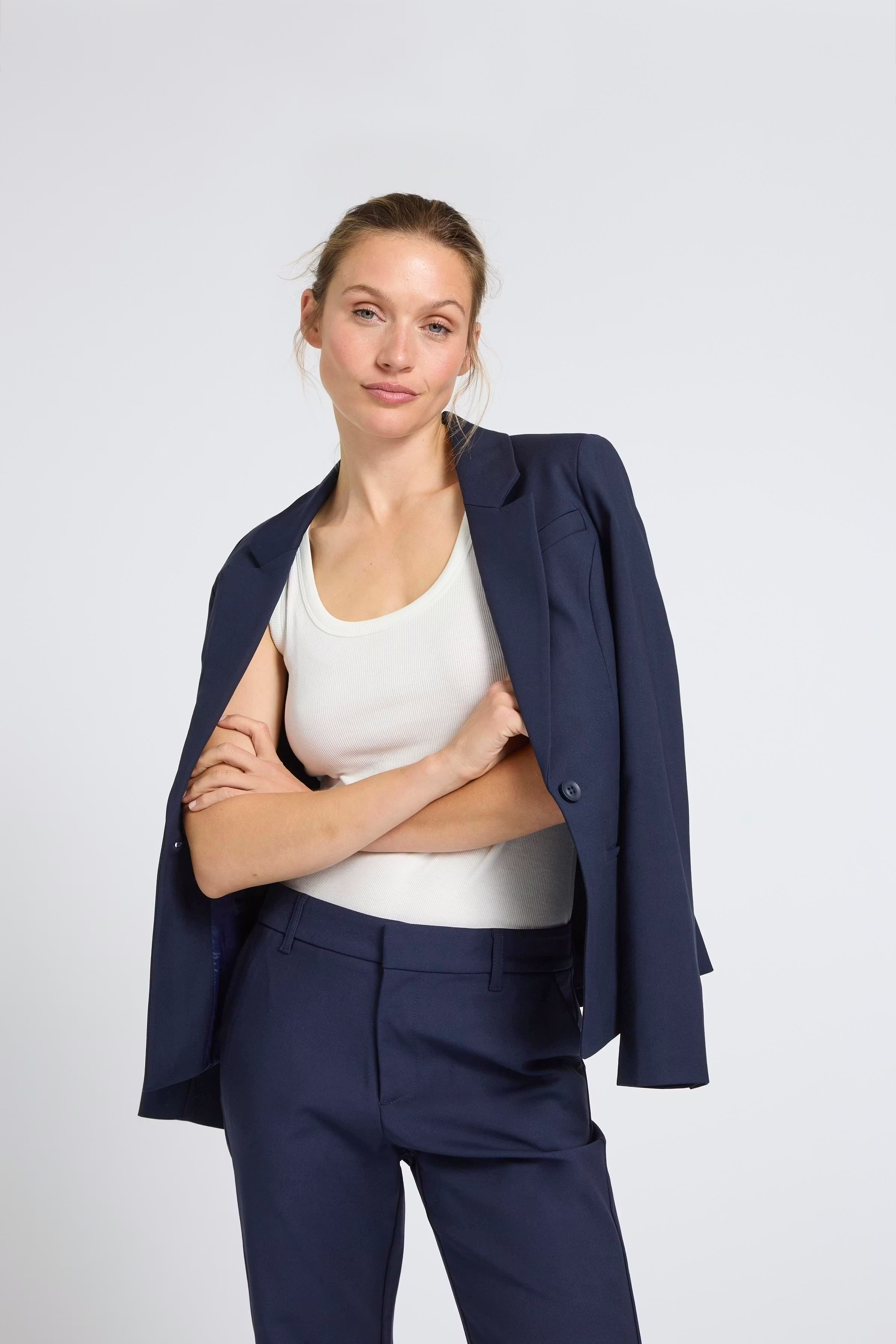 PZBINDY Blazer LOCATION NONE 50210337-194020