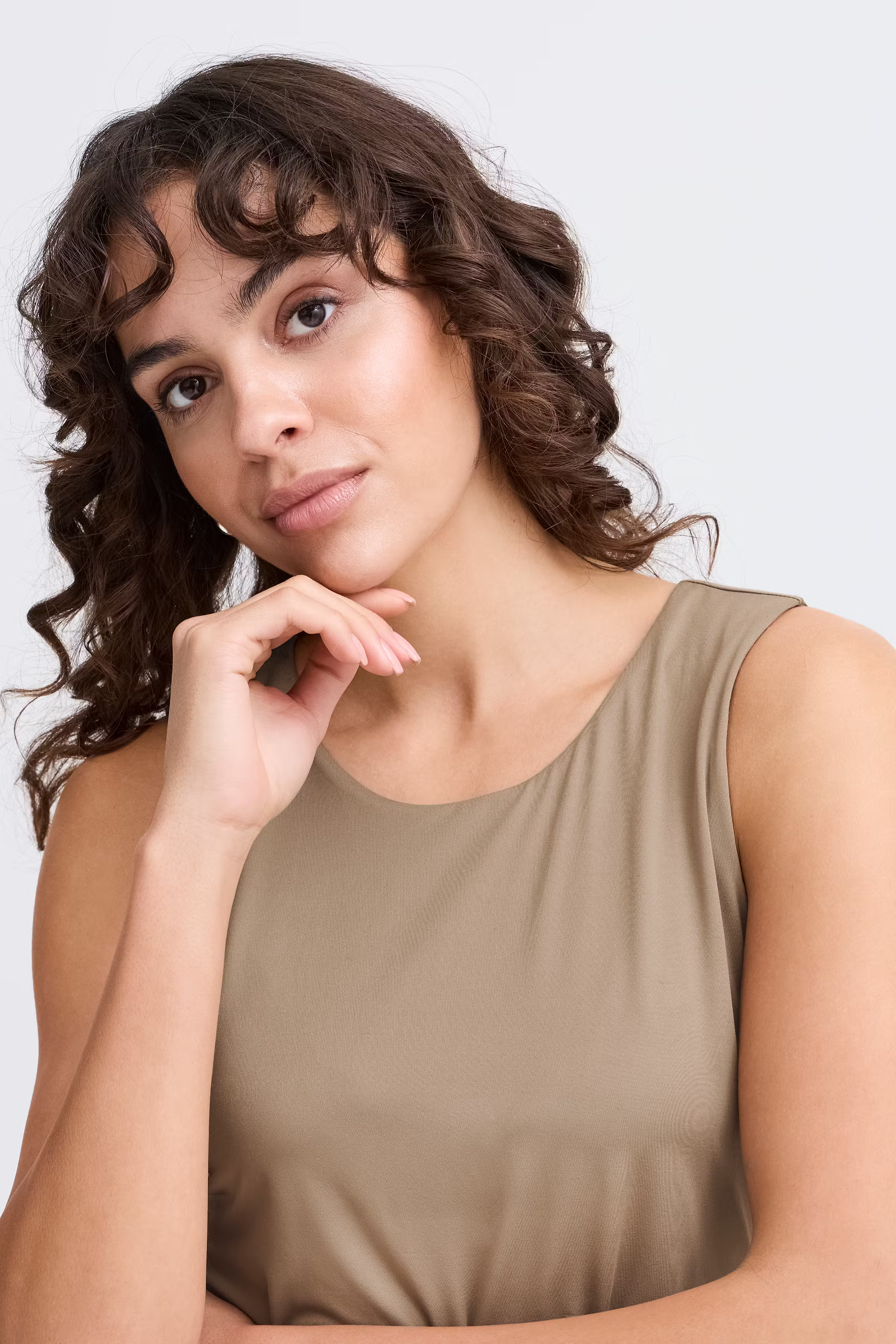 FRARA T-shirt LOOKBOOK DETAIL 20614131-181110