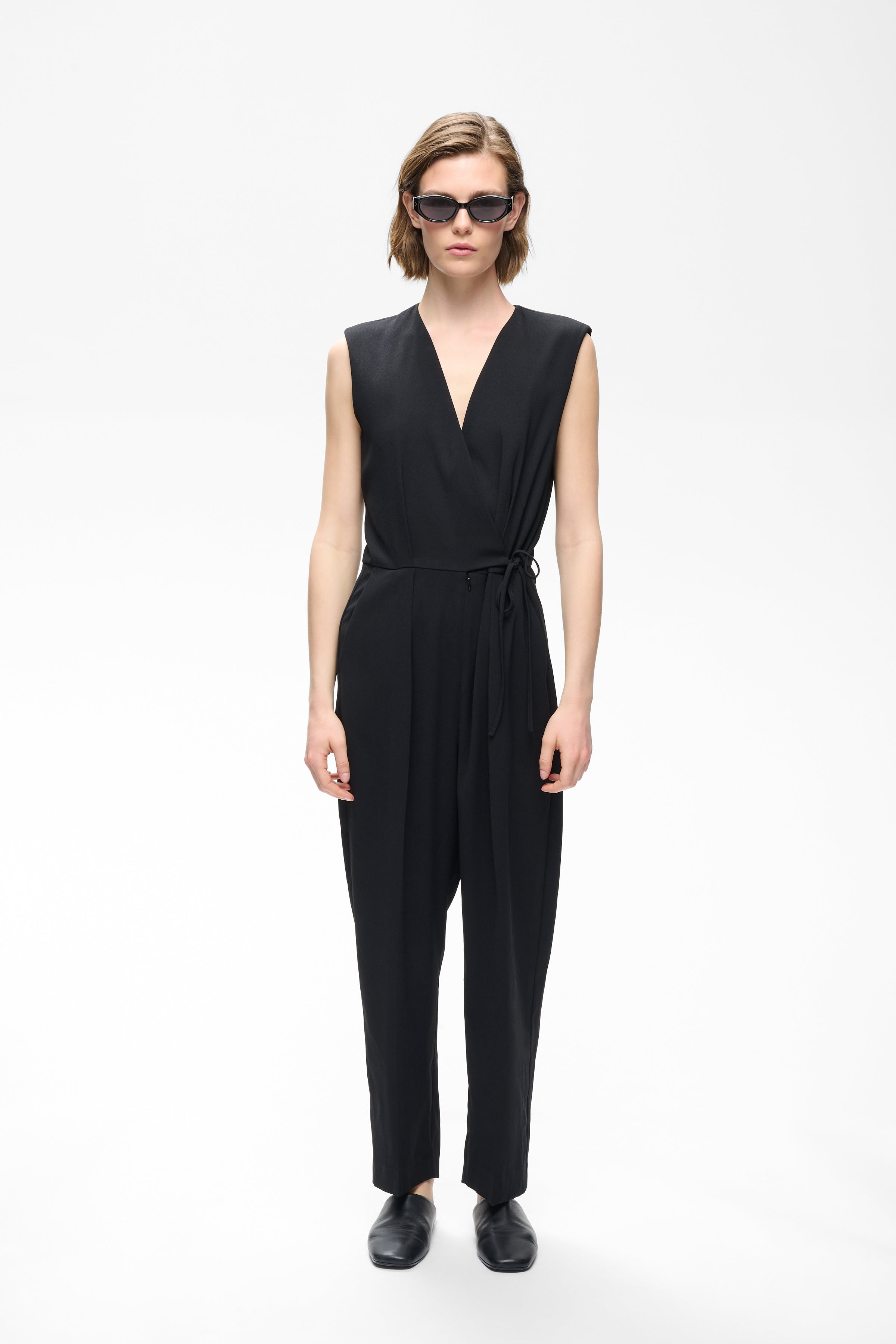 CHRISSIEIW Overall LOOKBOOK FRONT 30112895-194008
