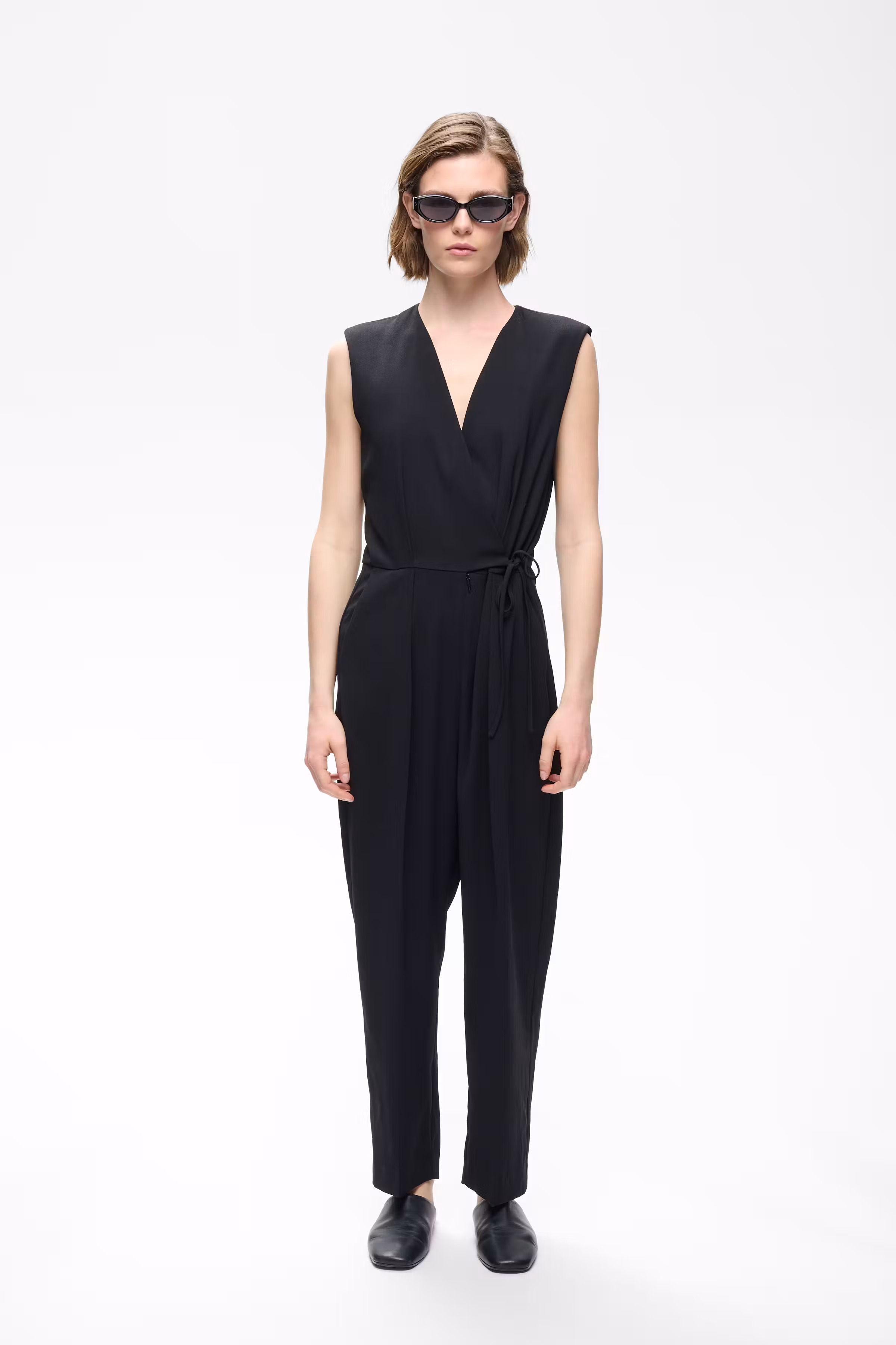 CHRISSIEIW Overall LOOKBOOK FRONT 30112895-194008