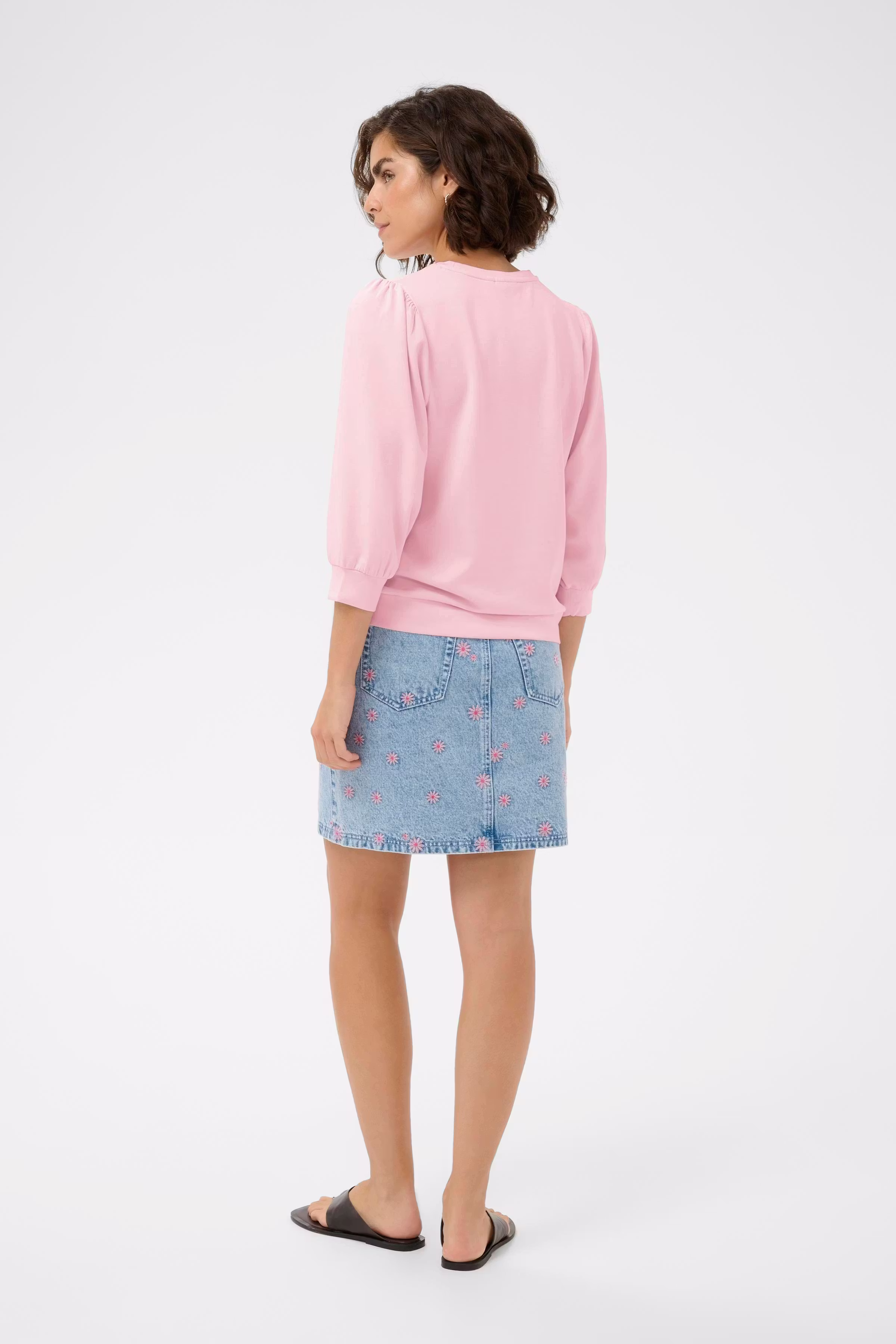 KAannie Sweatshirt LOOKBOOK BACK 10511348-132807