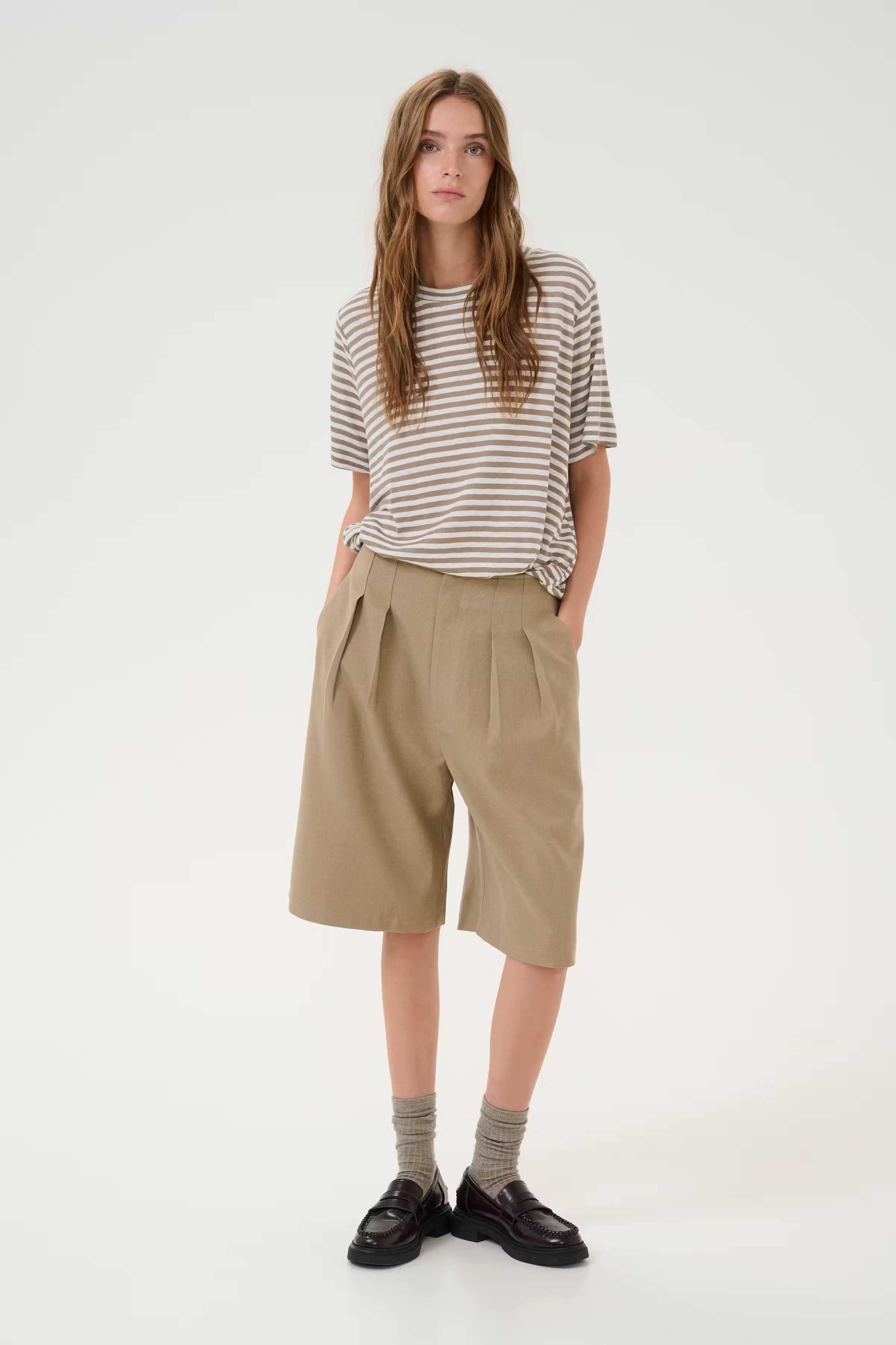 LisaMW Leinen T-shirt LOOKBOOK FRONT 10704599-107480