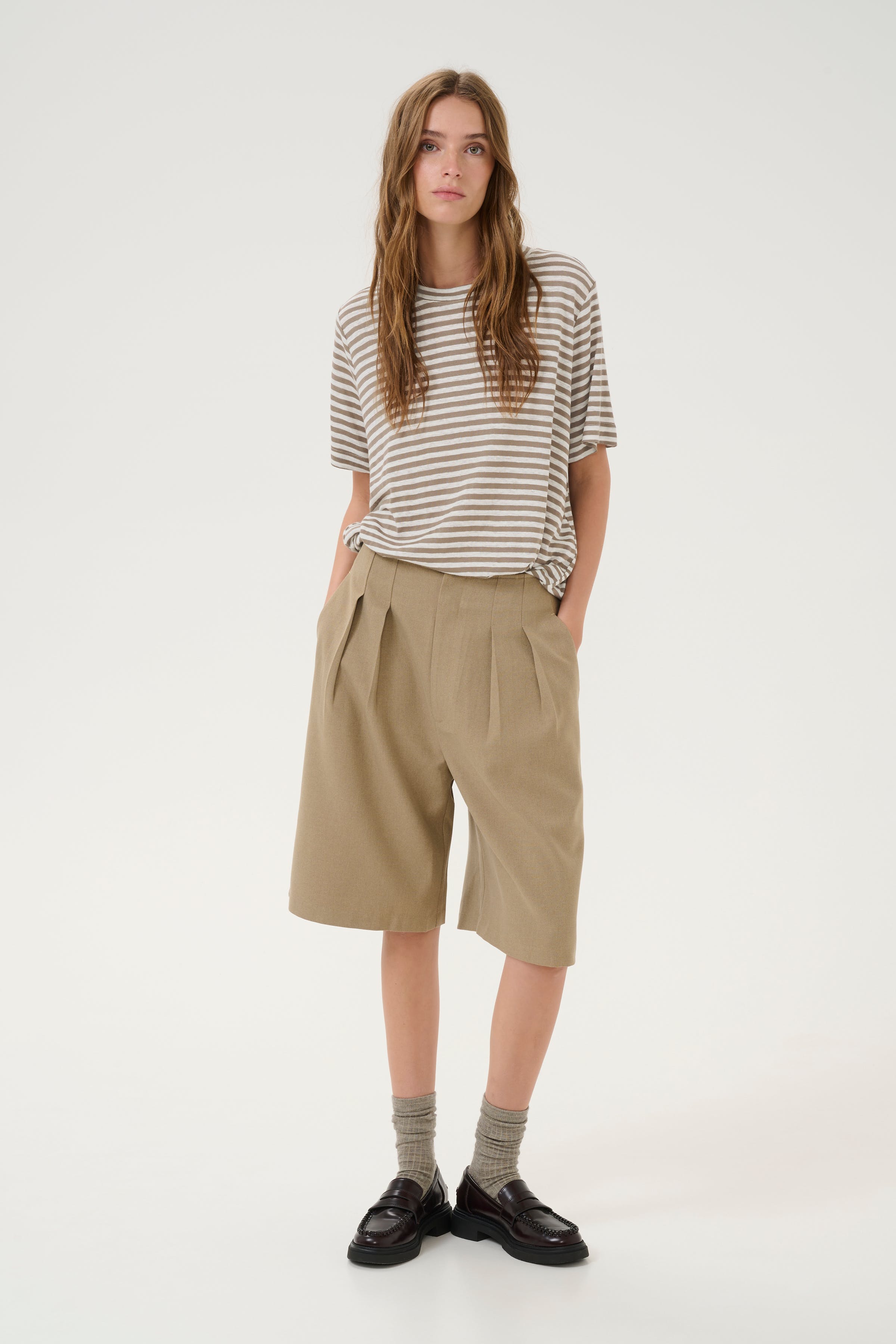 LisaMW Leinen T-shirt LOOKBOOK FRONT 10704599-107480