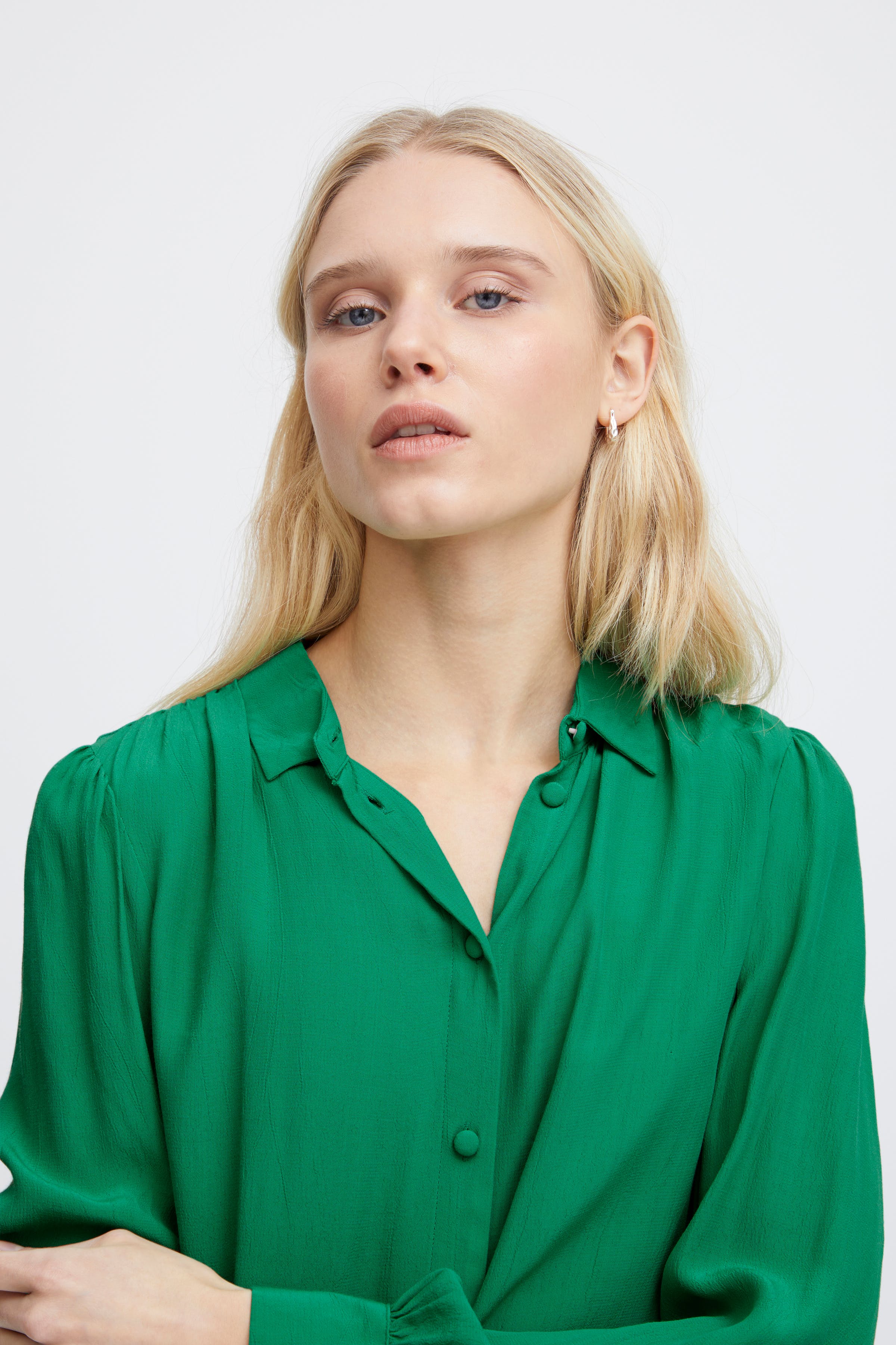 IRNOELLA Skjorte LOOKBOOK DETAIL 20119601-185841