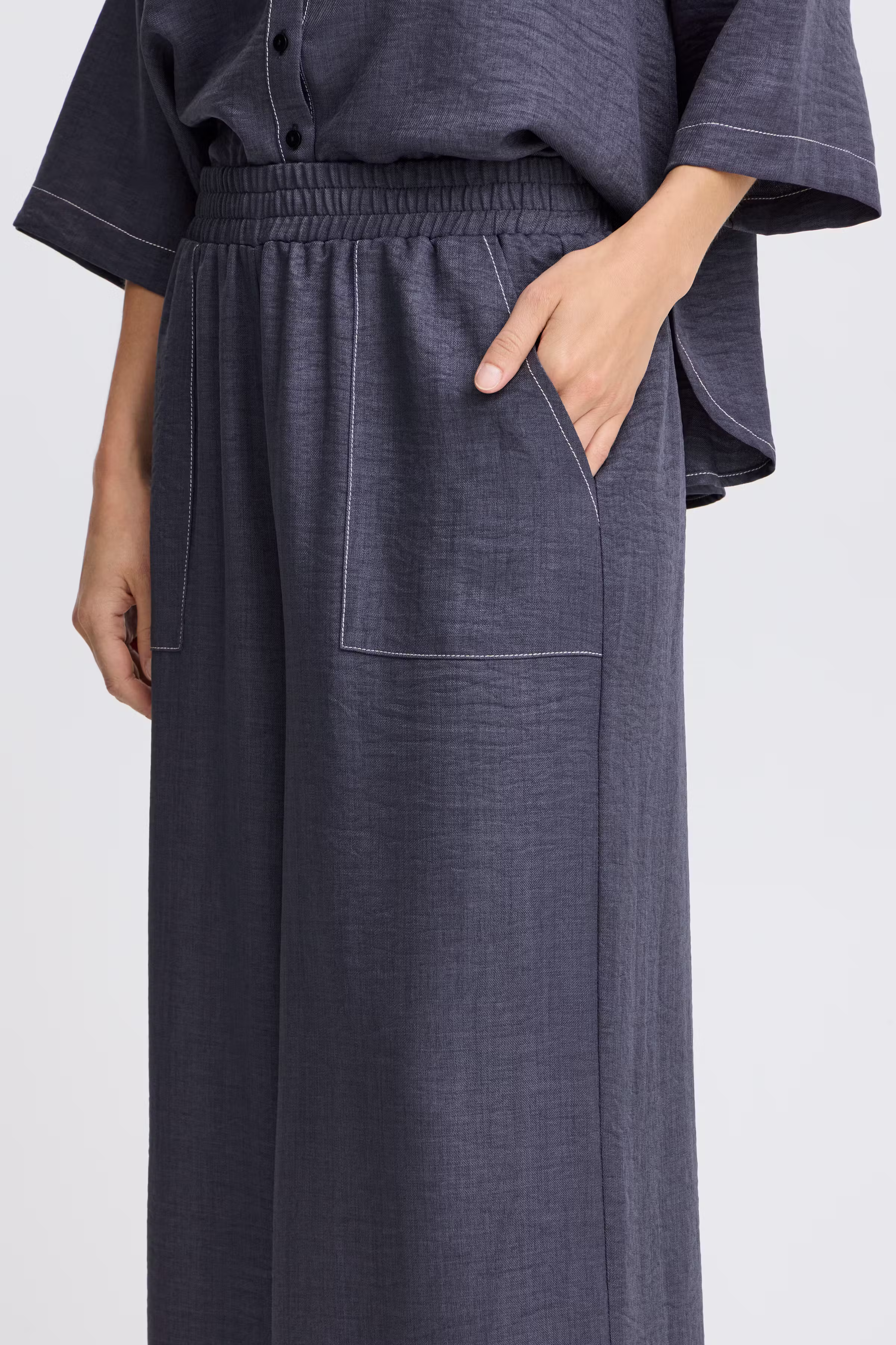 IXELSIE Trousers LOOKBOOK DETAIL 20123570-174021