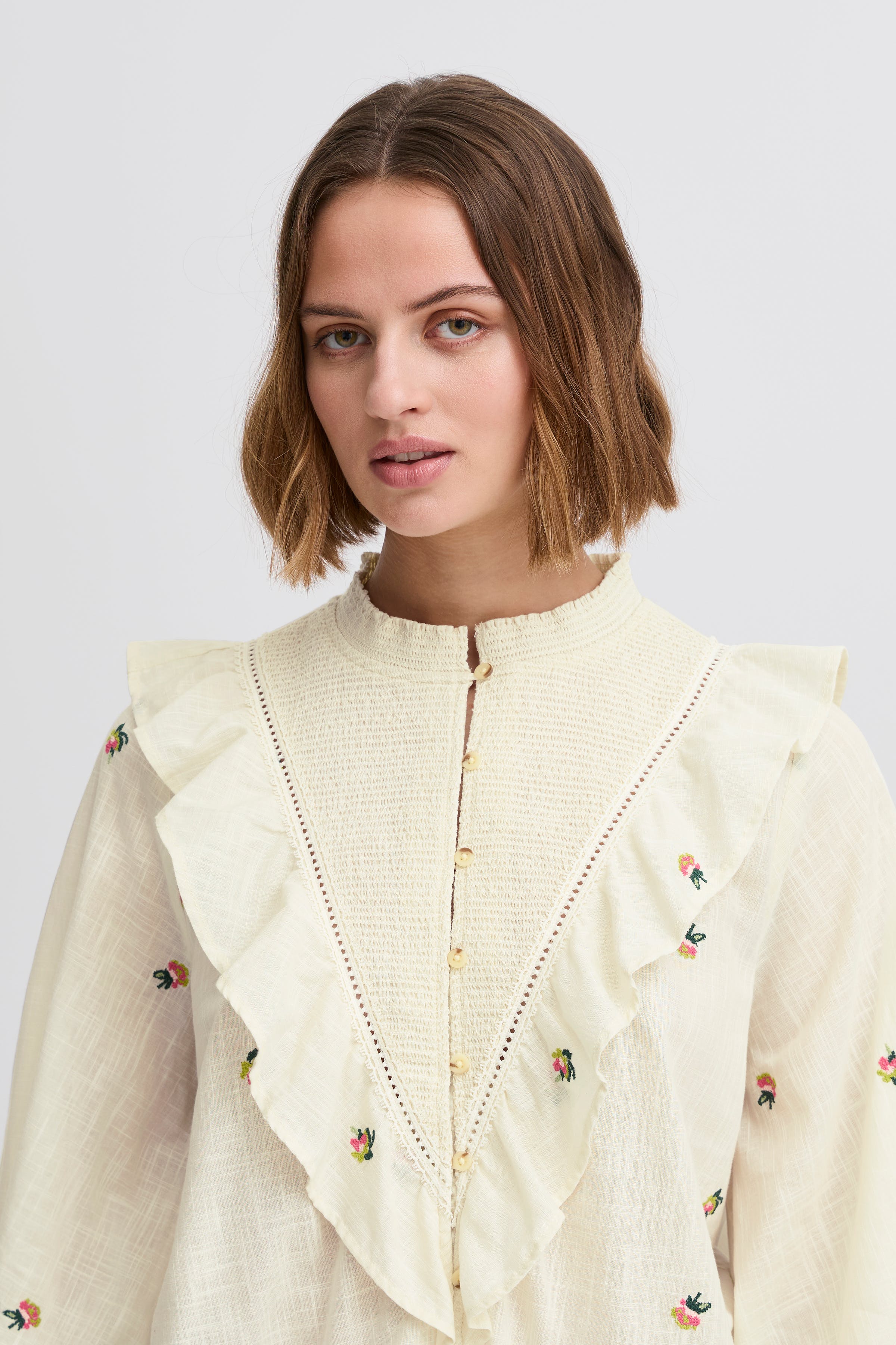 IROLIVIA Long sleeved shirt LOOKBOOK DETAIL 20122318-130905