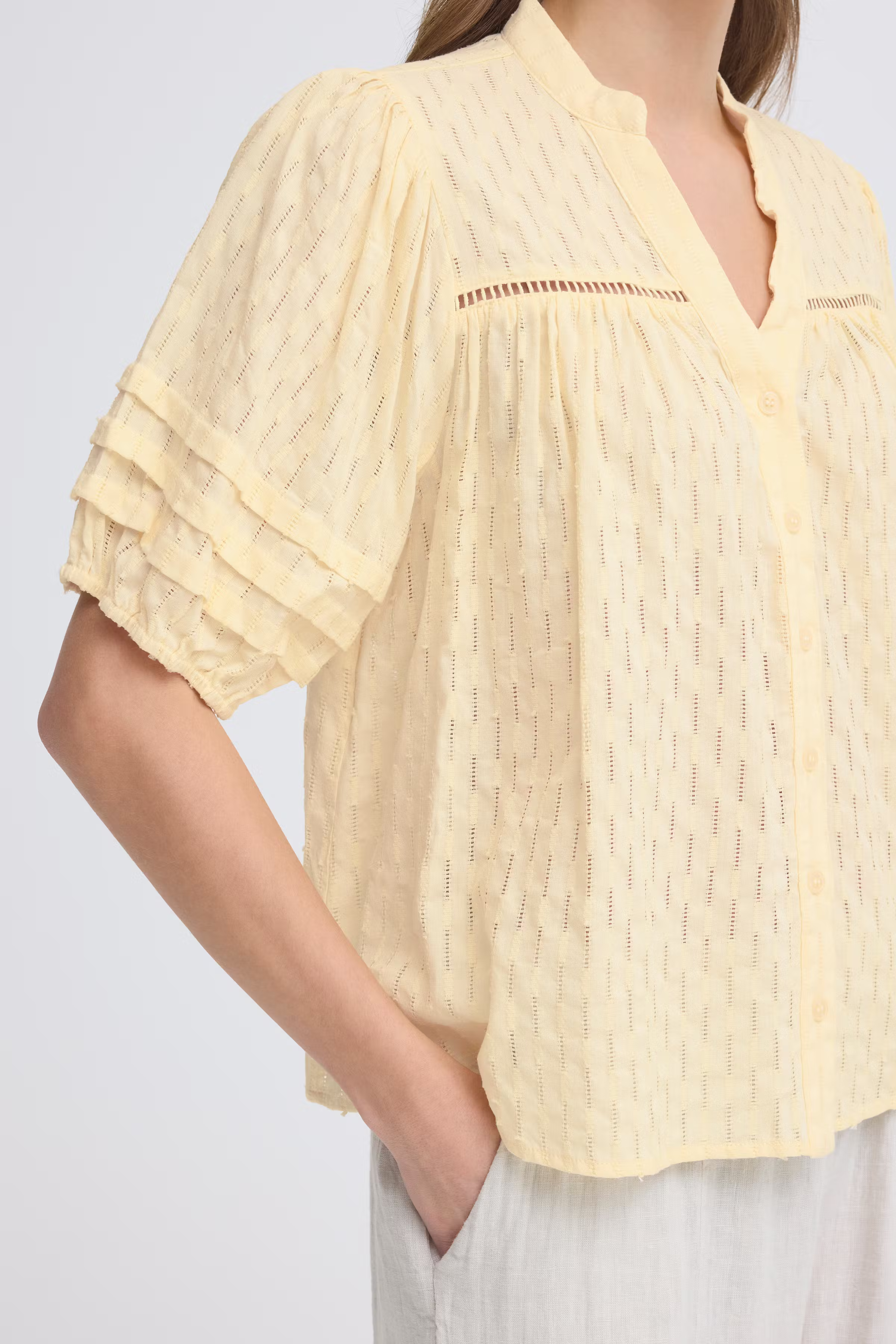 SBGRAZIE Bluse LOOKBOOK DETAIL 22101160-120825