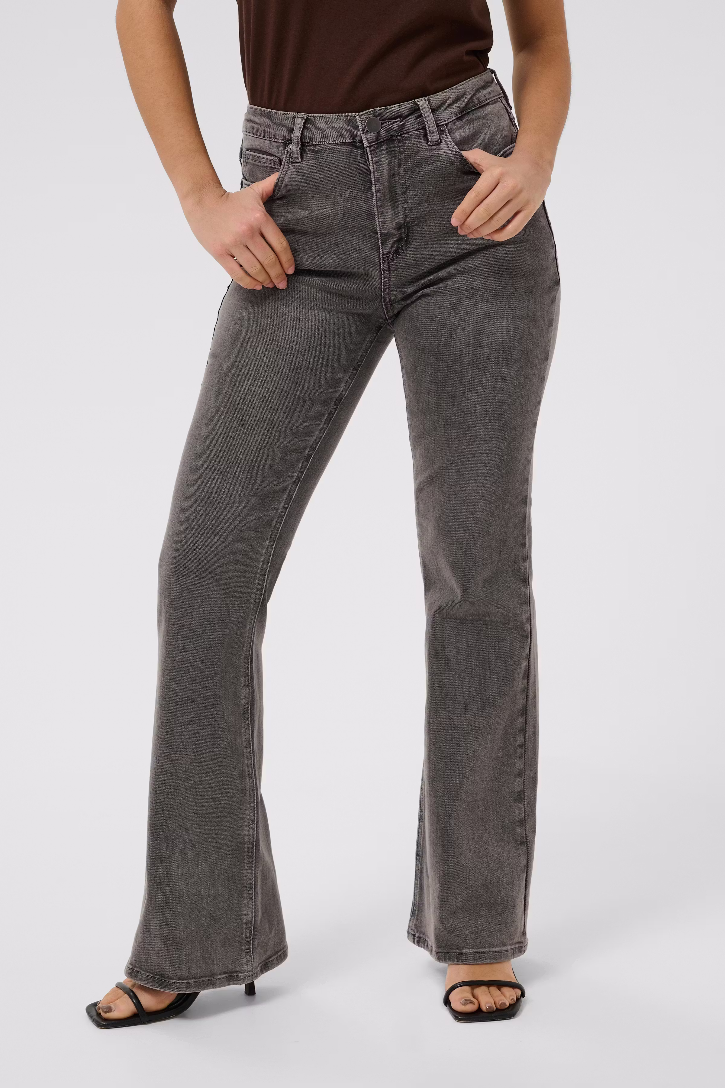 KAsinem Jeans LOOKBOOK FRONT 10509481-103162