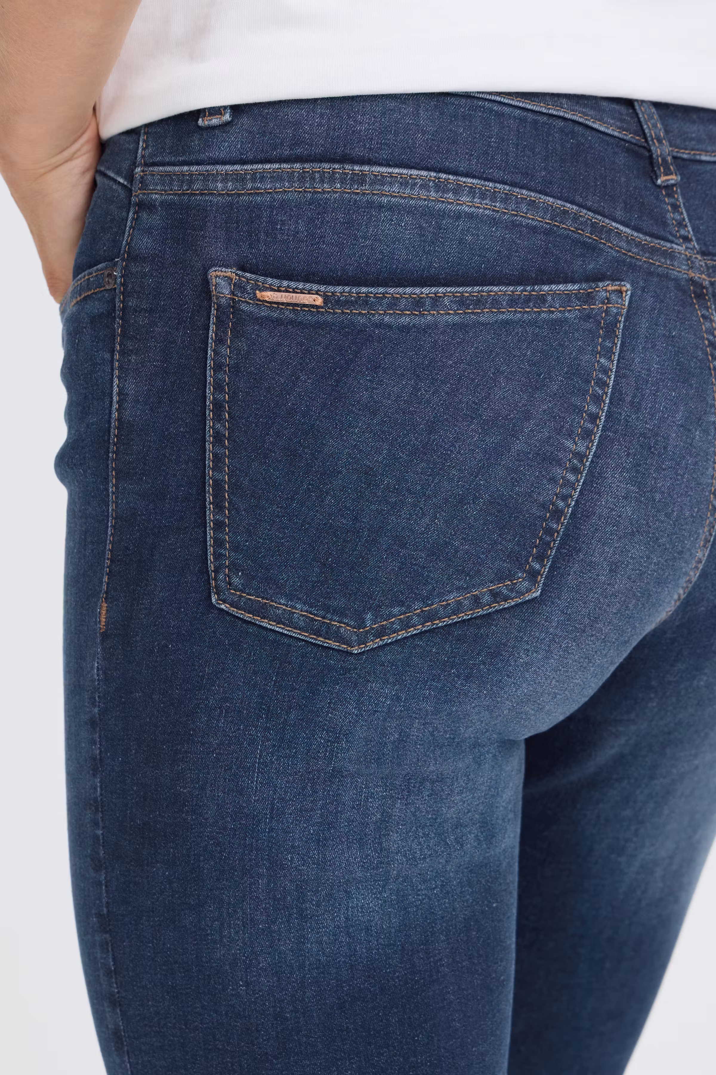 BYLUNI Jeans LOOKBOOK DETAIL 20806353-80930