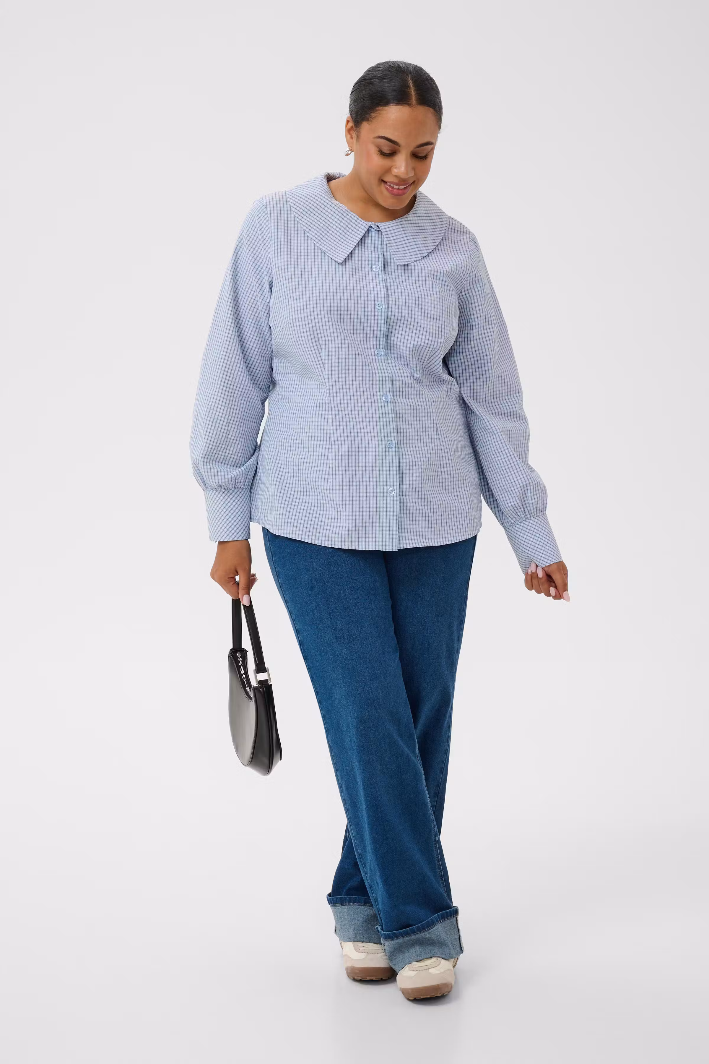 KCcallie Shirt LOOKBOOK FRONT 10584966-1000846