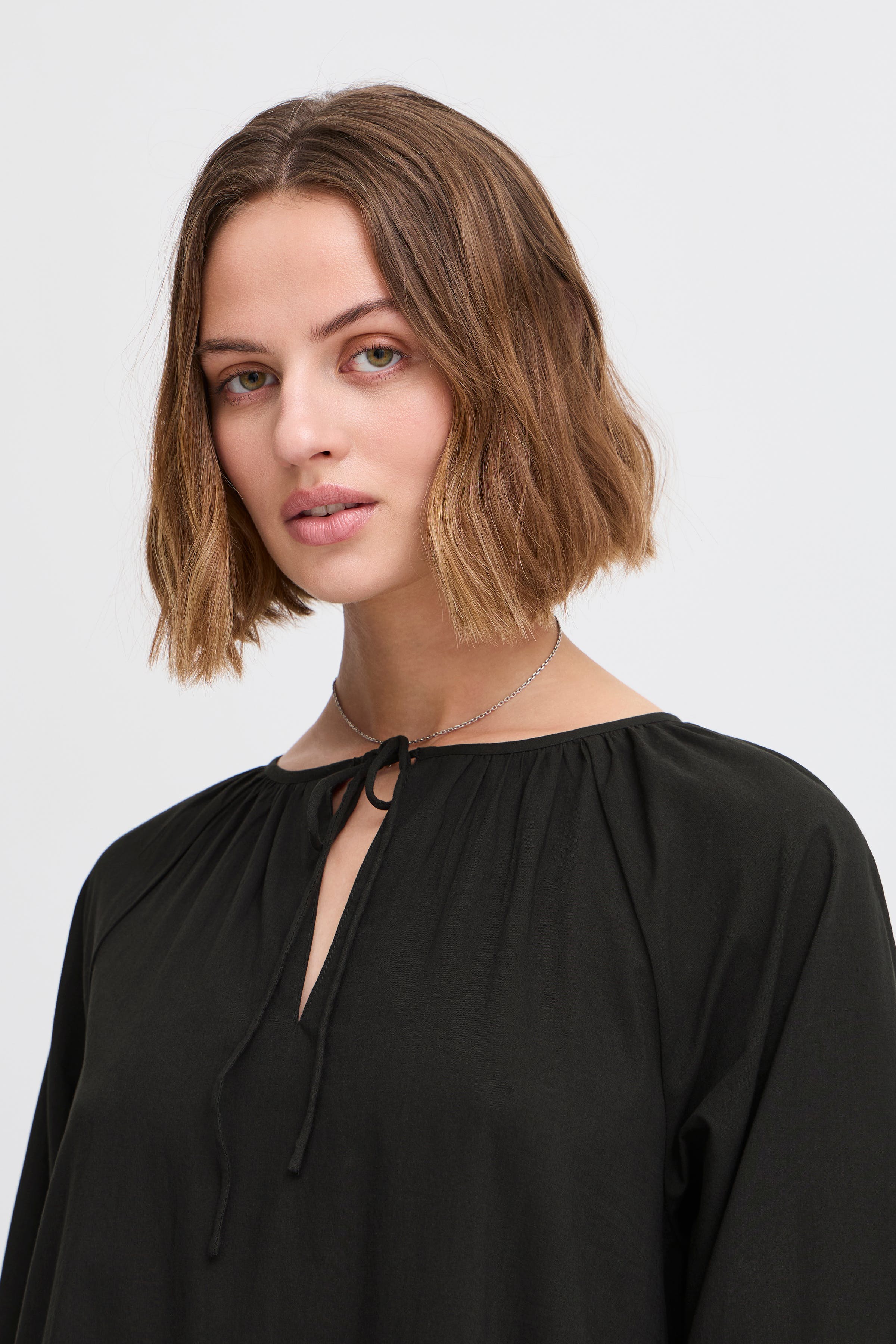 Kjole LOOKBOOK DETAIL 20122217-194008