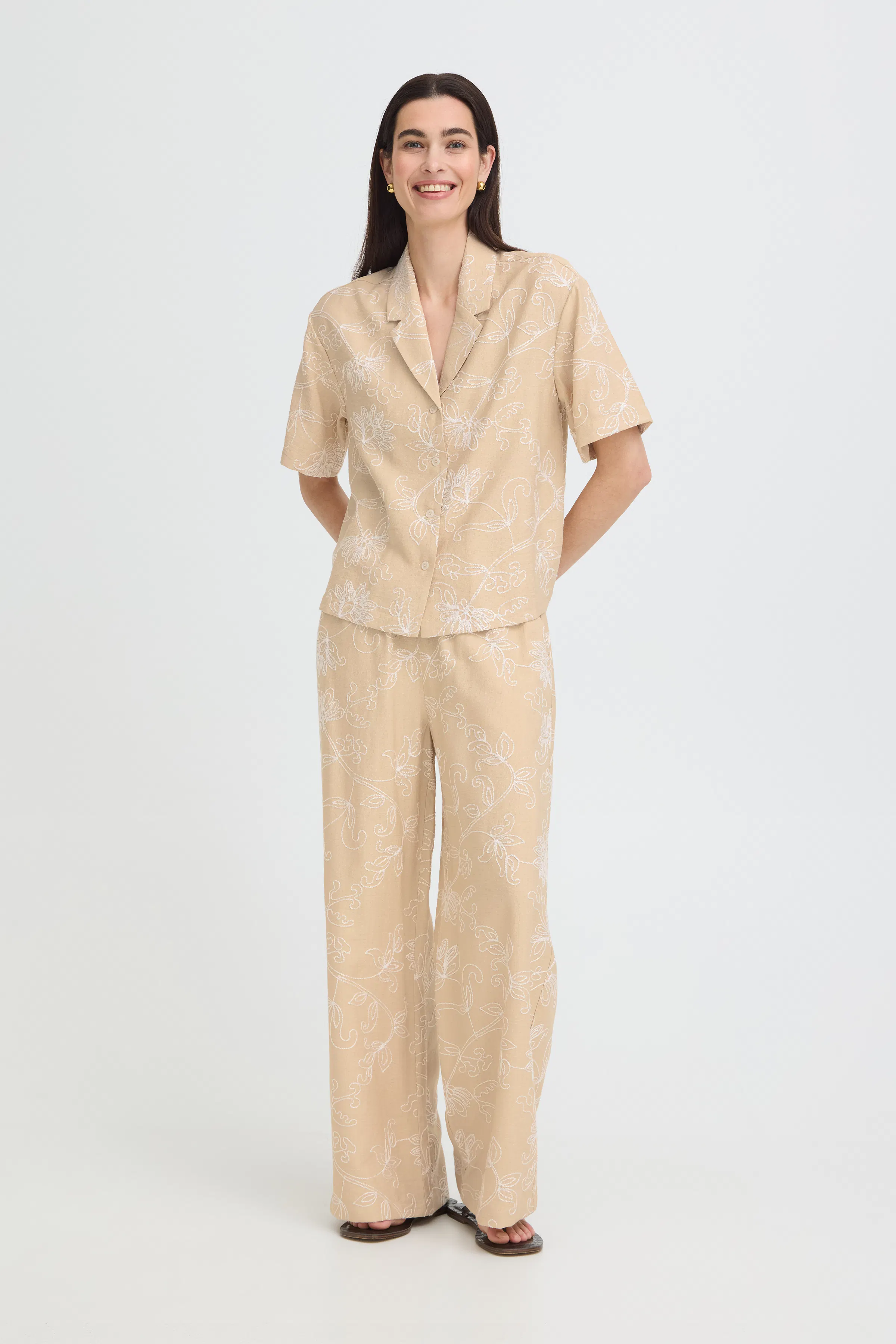 BYDAIDA Skjorte LOOKBOOK FRONT 20819011-900008593
