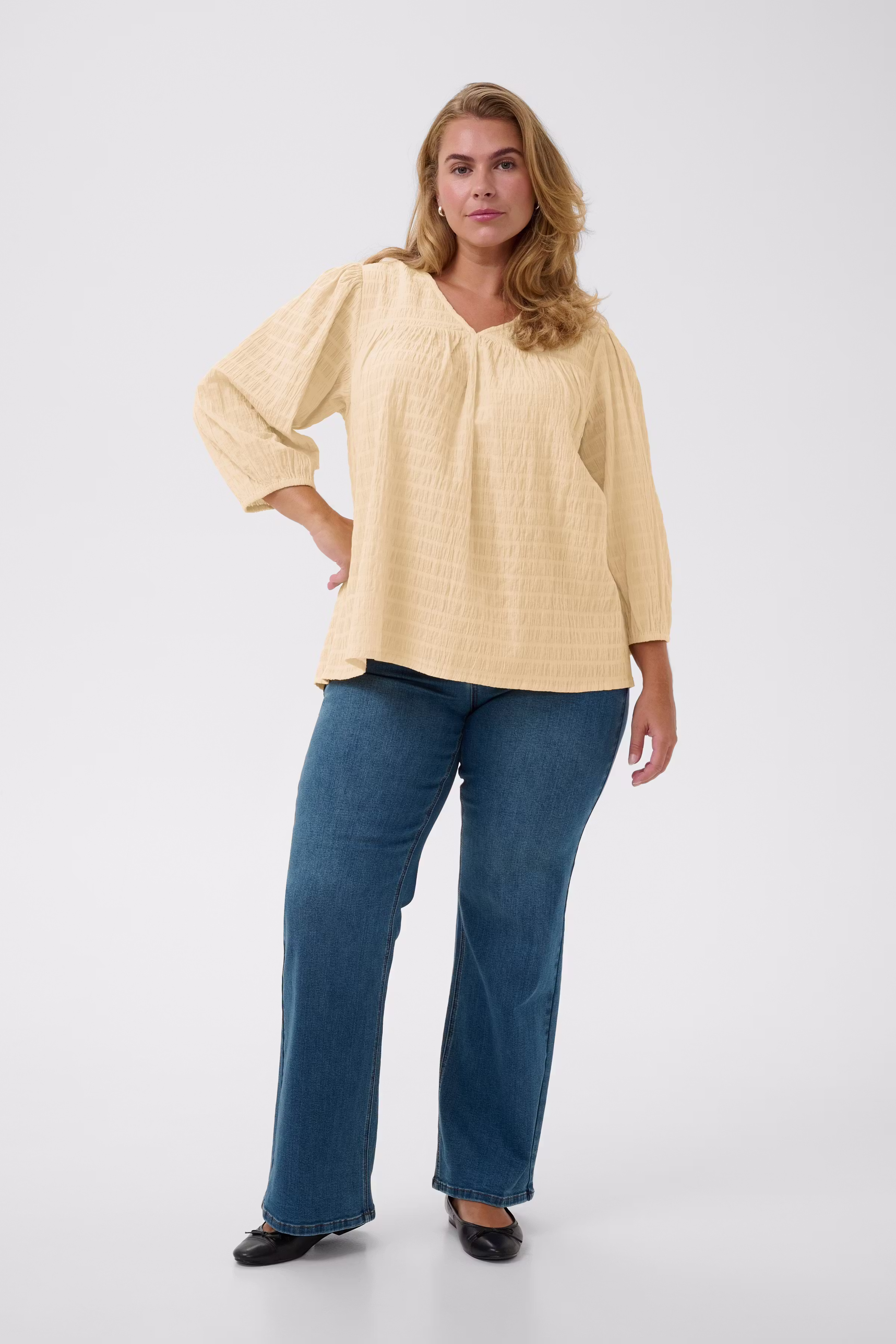 KCmaisie Bluse LOOKBOOK FRONT 10584303-130822