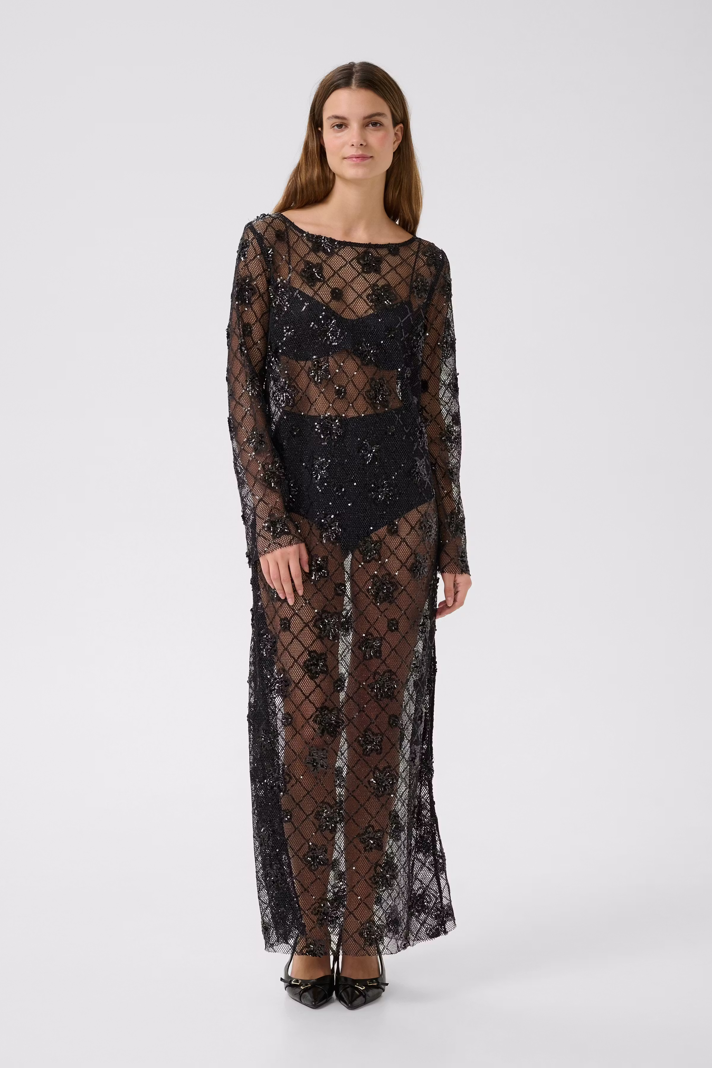 KBBrynn Kjole LOOKBOOK FRONT 10105621-194008