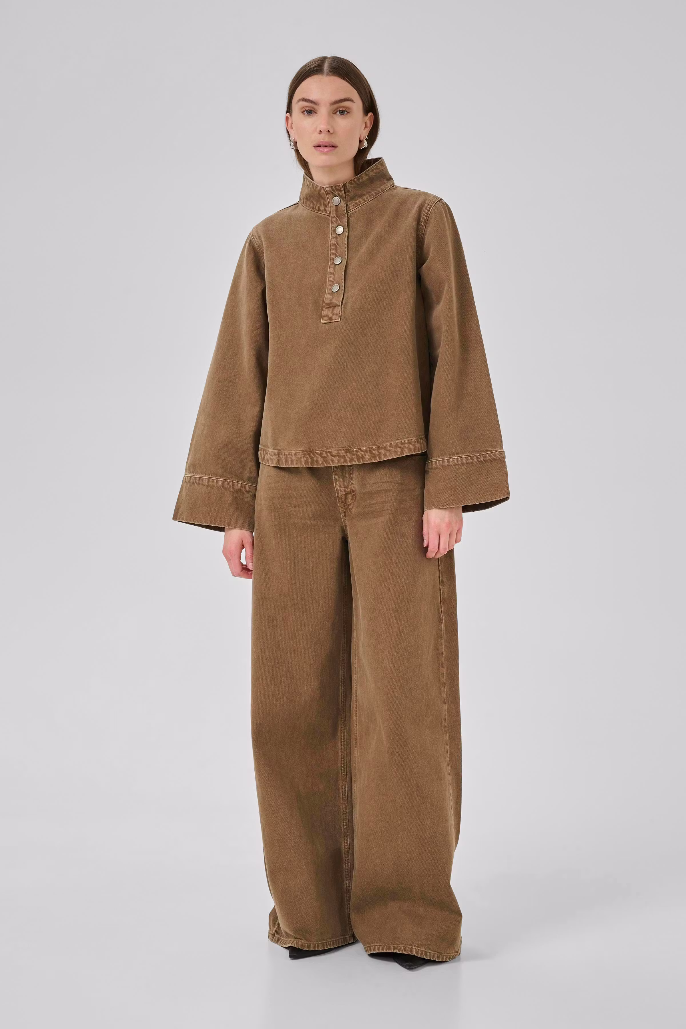 AbbyMW Blouse LOOKBOOK FRONT 10705304-108483