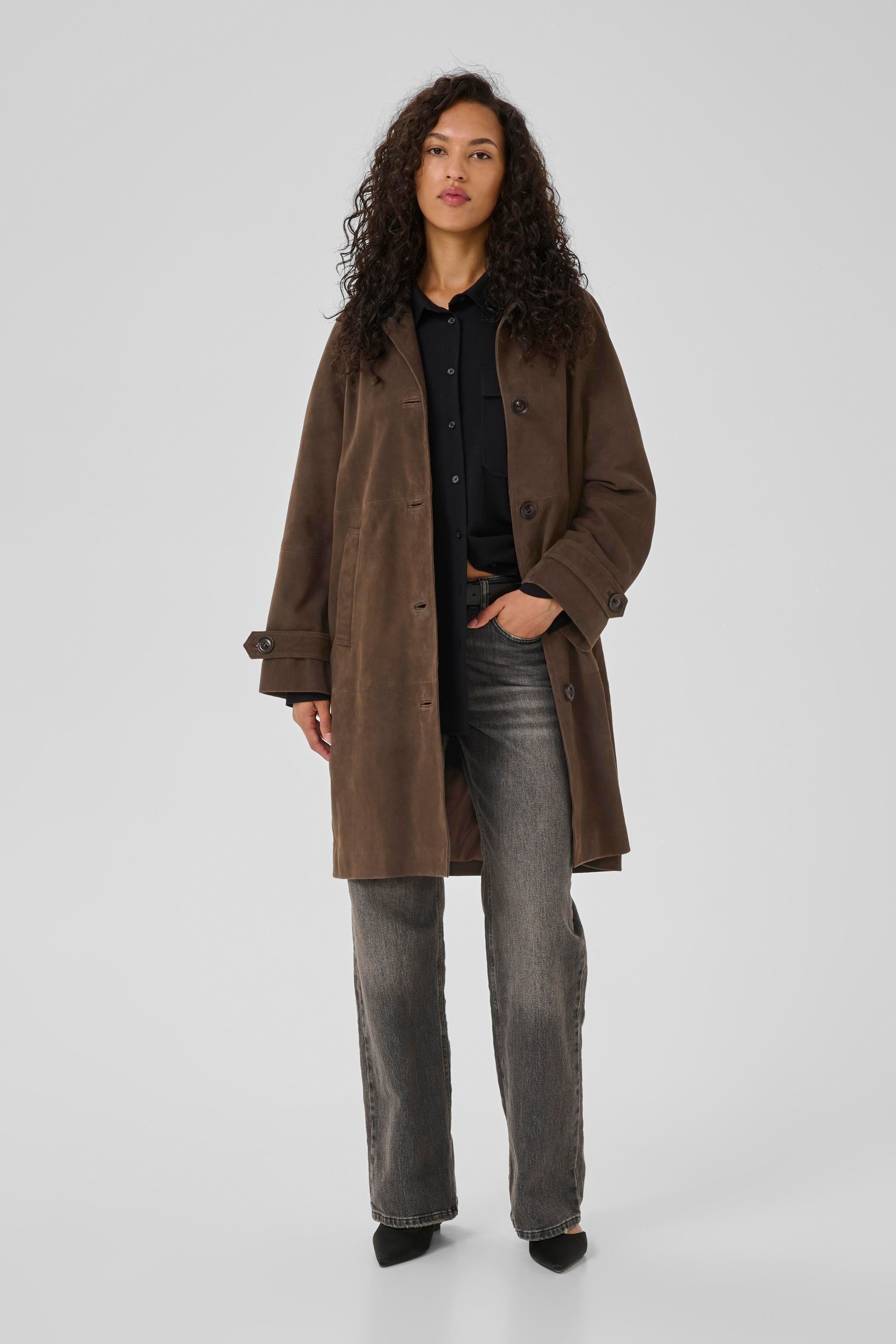 TaraMW Suéde Jas LOOKBOOK FRONT 10705270-190840