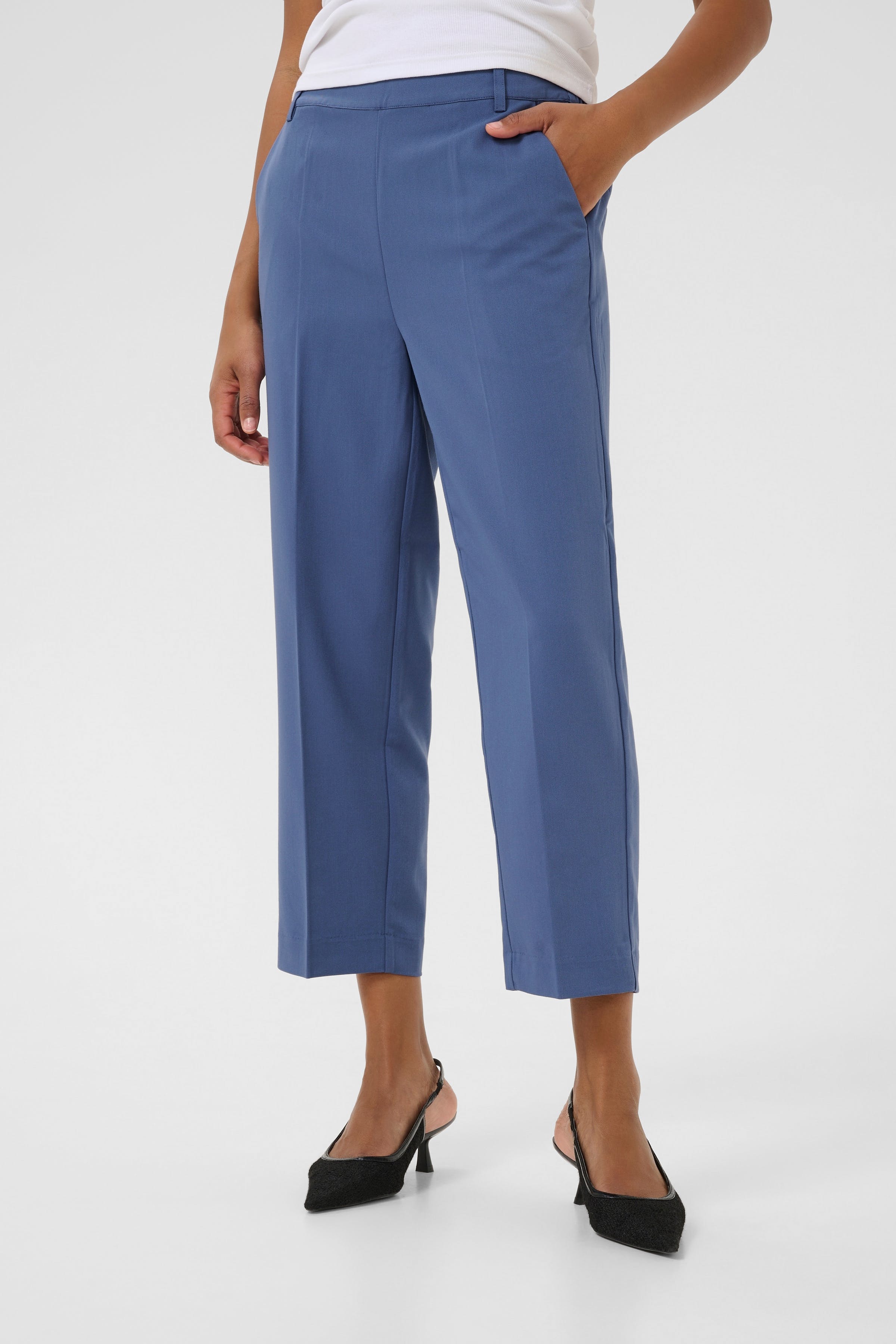 KAsakura Cropped Pantalon LOOKBOOK FRONT 10506127-193928