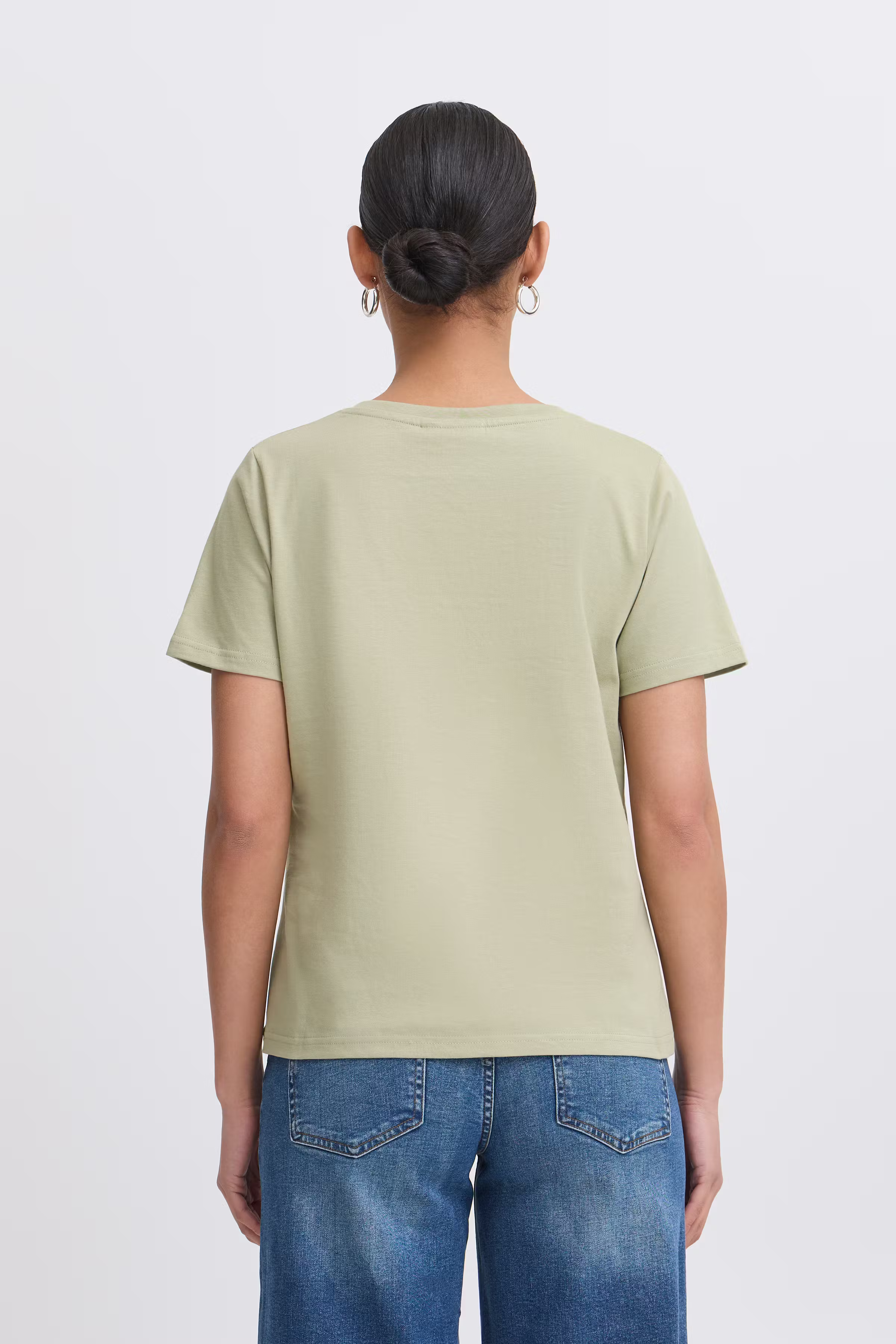 IHPALMER V-neck T-shirt LOOKBOOK BACK 20120348-160213