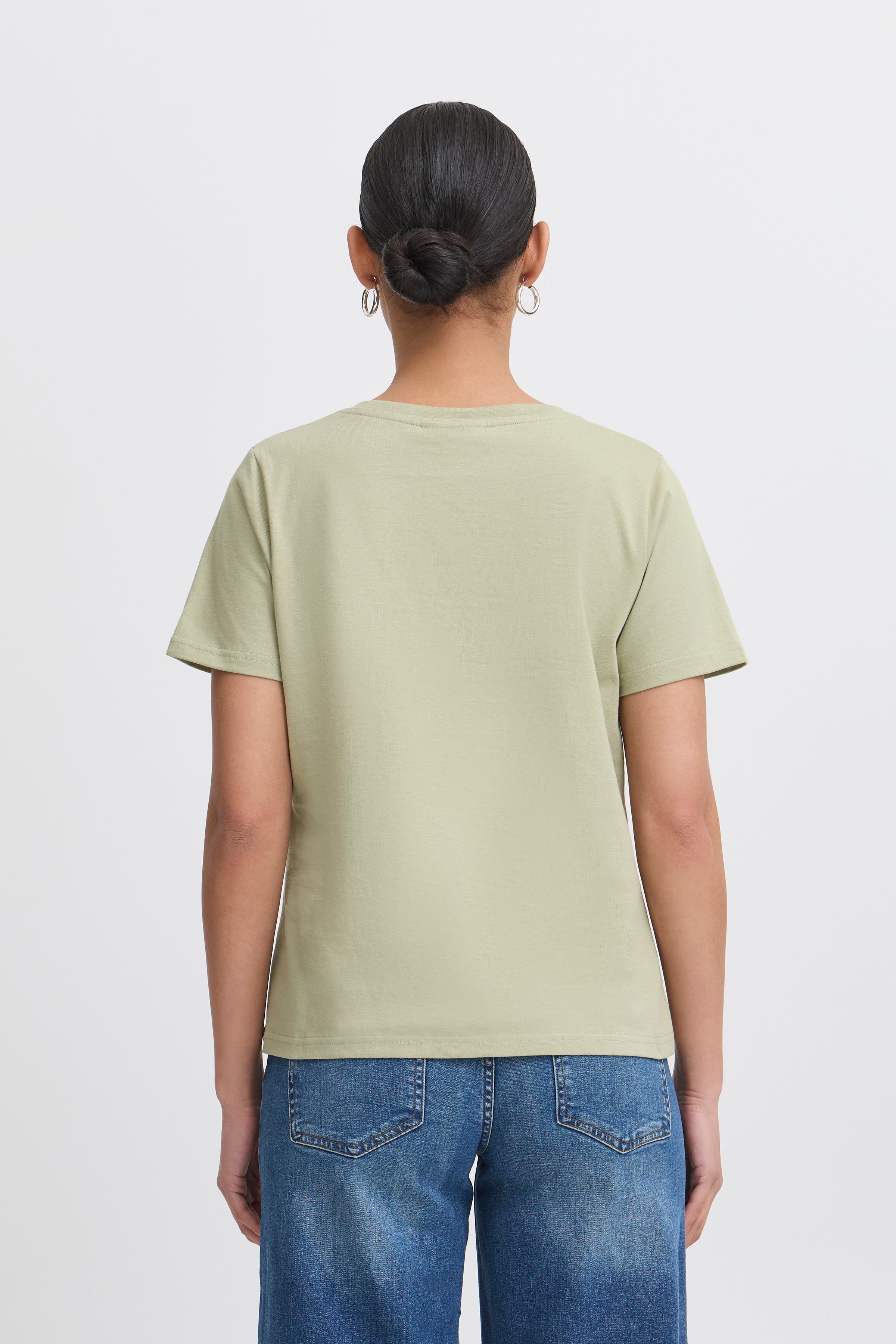 IHPALMER V-neck T-shirt LOOKBOOK BACK 20120348-160213