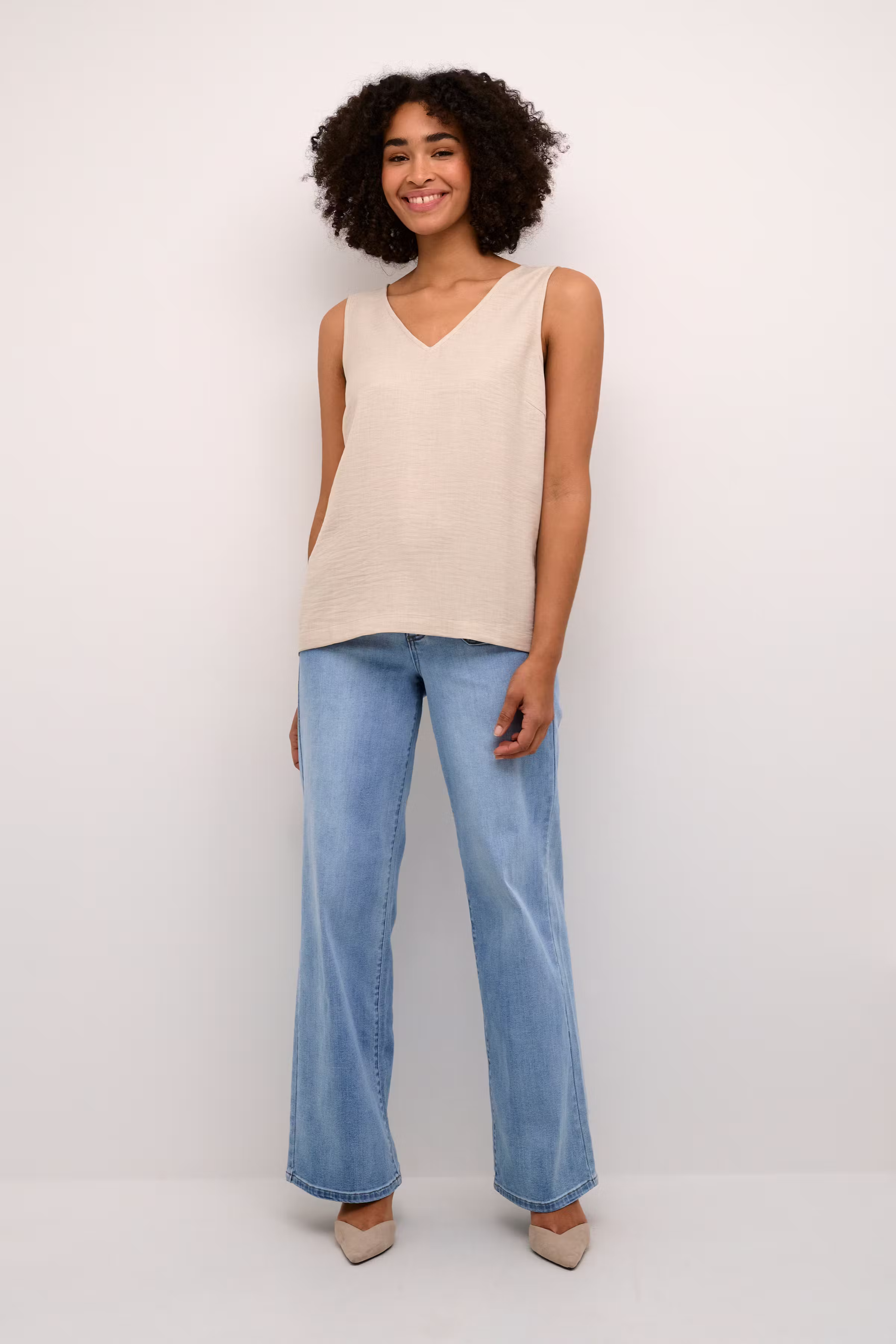 KAelise Blouse LOOKBOOK FRONT 10552333-106848