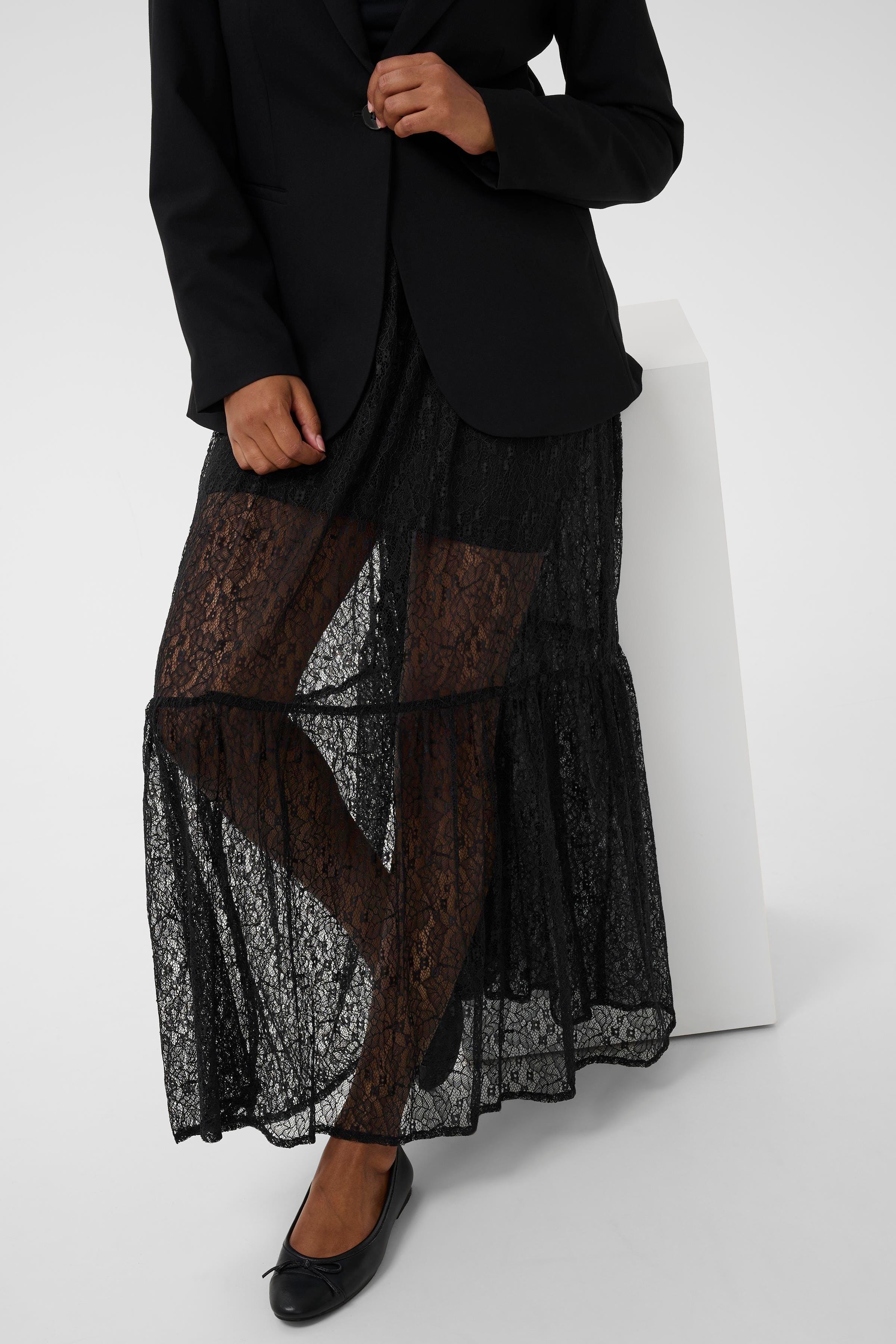 KAotilia Skjørt LOOKBOOK FRONT 10510956-100121