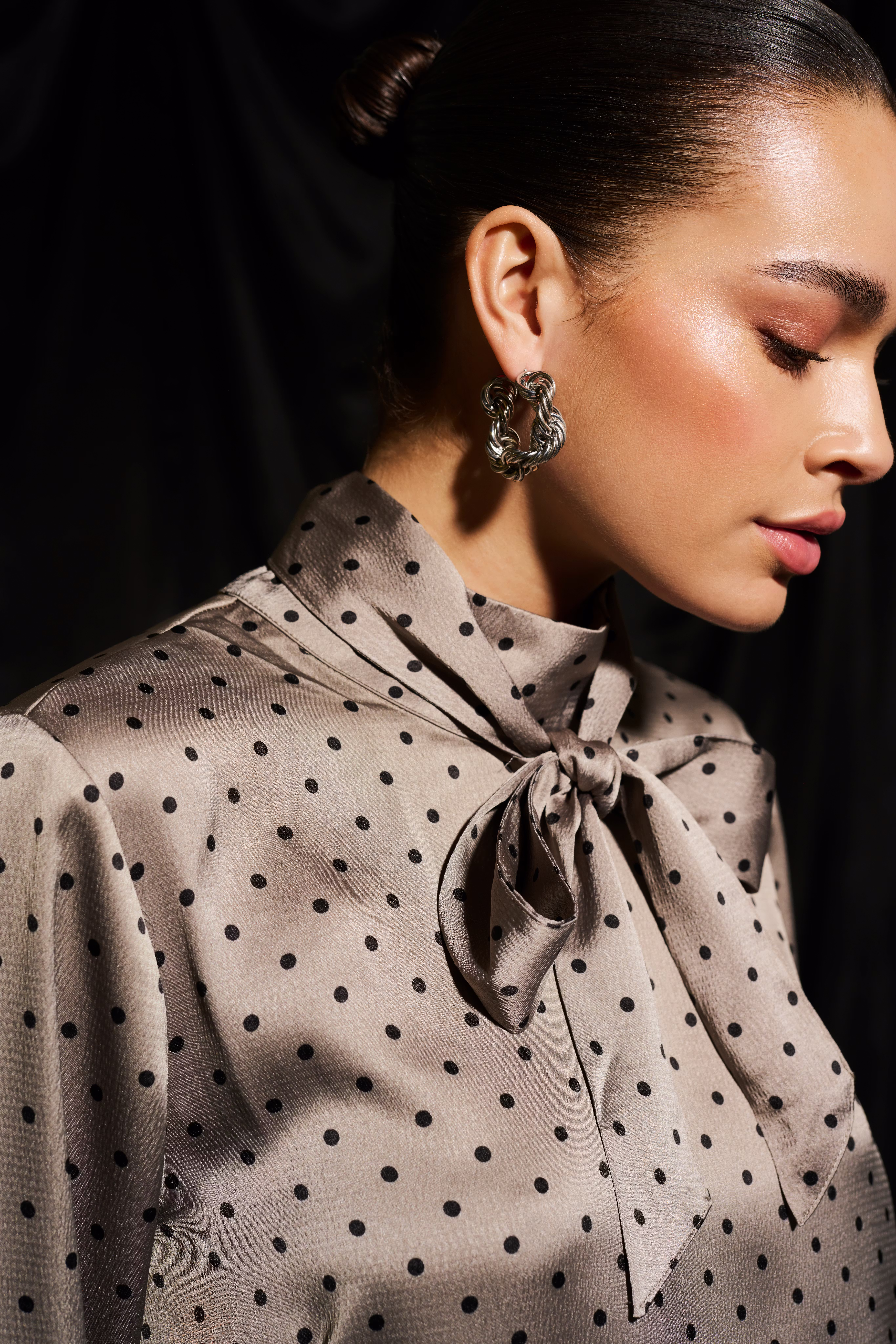 KAdonna Bluse LOCATION NONE 10509245-106645