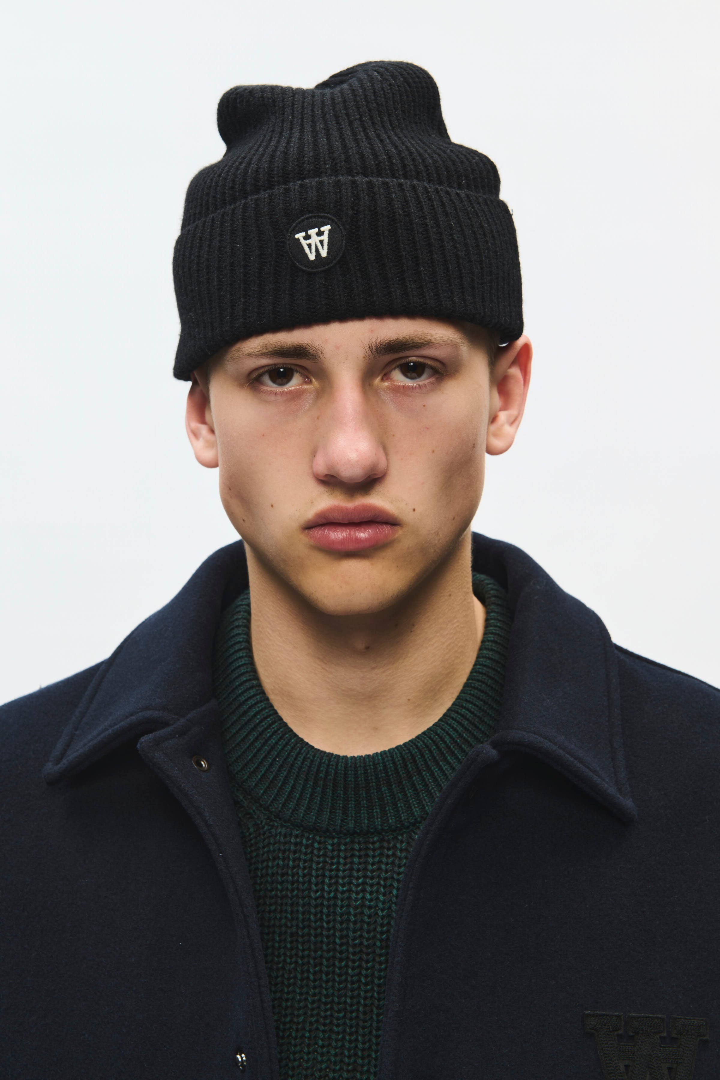 WWVin Beanie LOOKBOOK DETAIL 30252239-303700