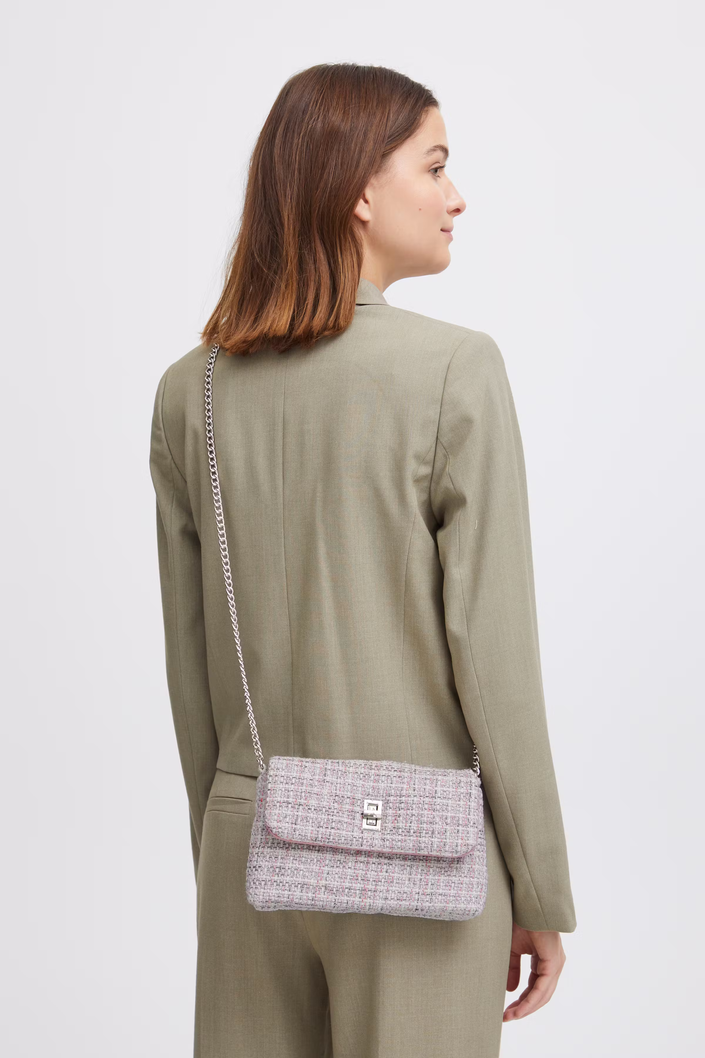 BAWAFFE Pose LOOKBOOK FRONT 20814811-202671