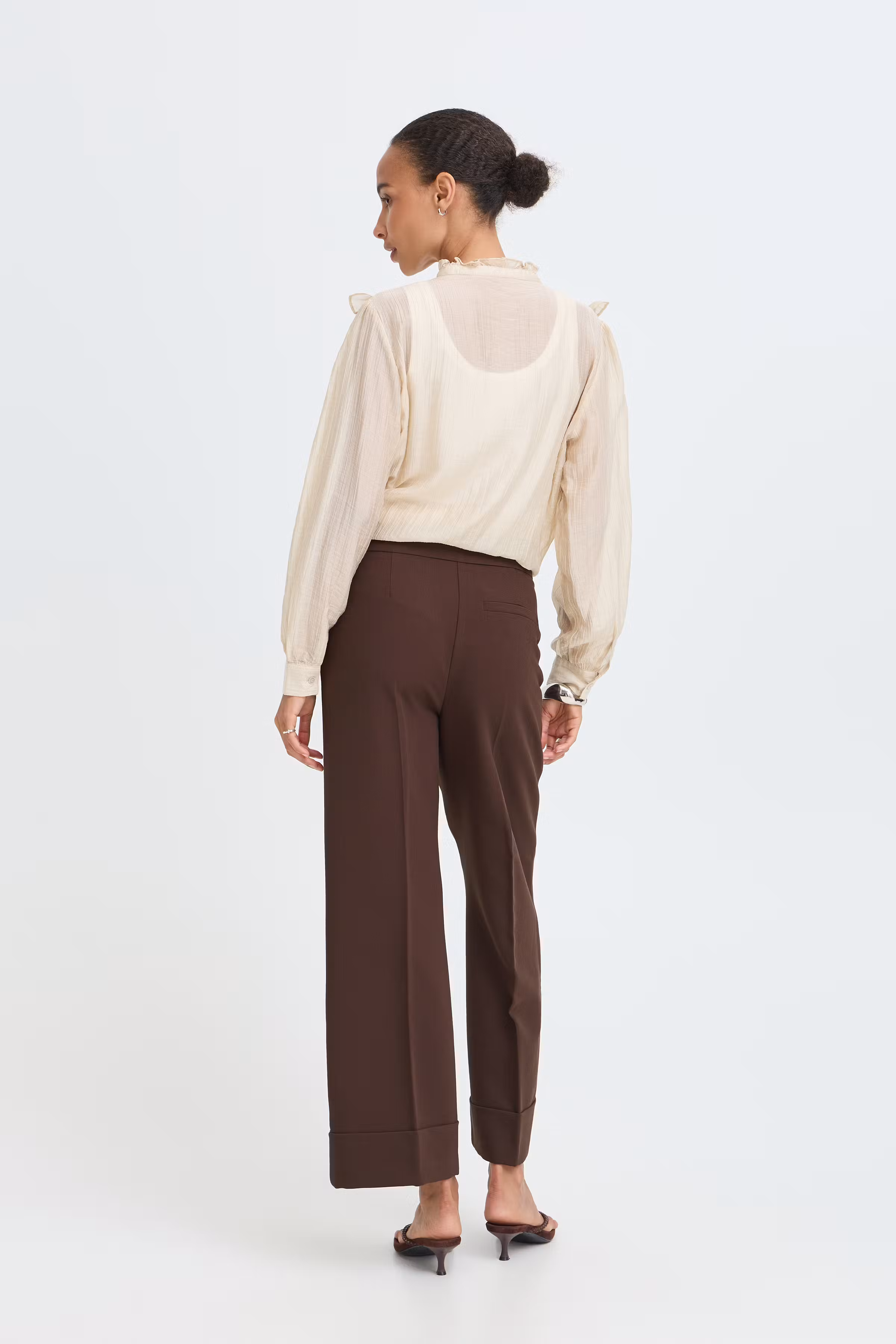 BYDENOA Byxor LOOKBOOK BACK 20819331-191016