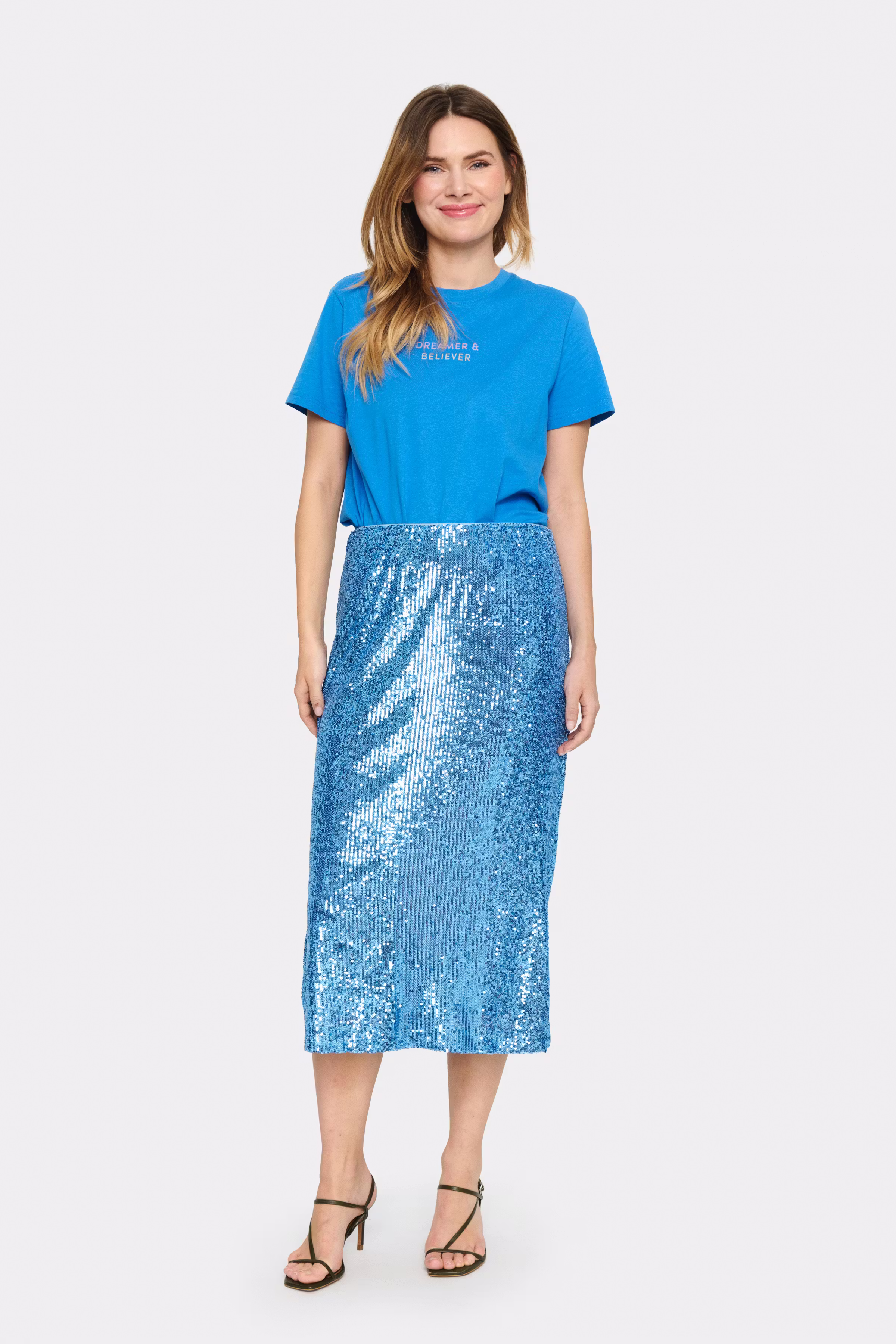 EvitaSZ Rock LOOKBOOK FRONT 30513323-164032