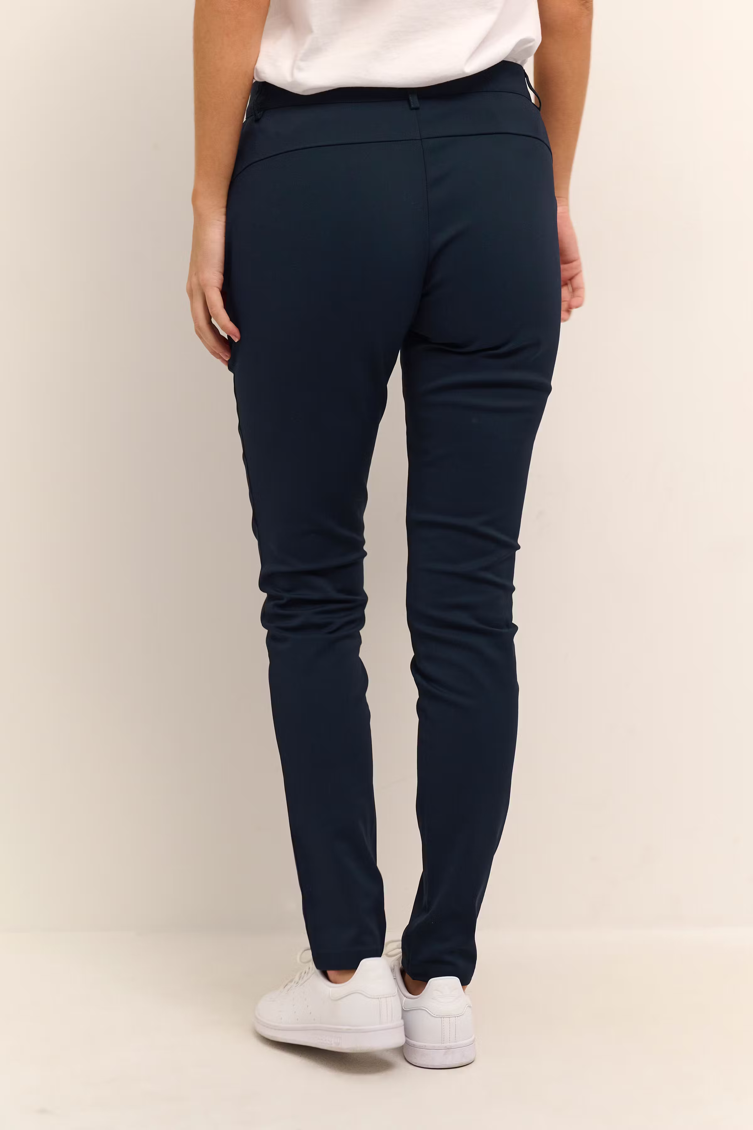 Vera Trousers LOOKBOOK BACK 550677-52737