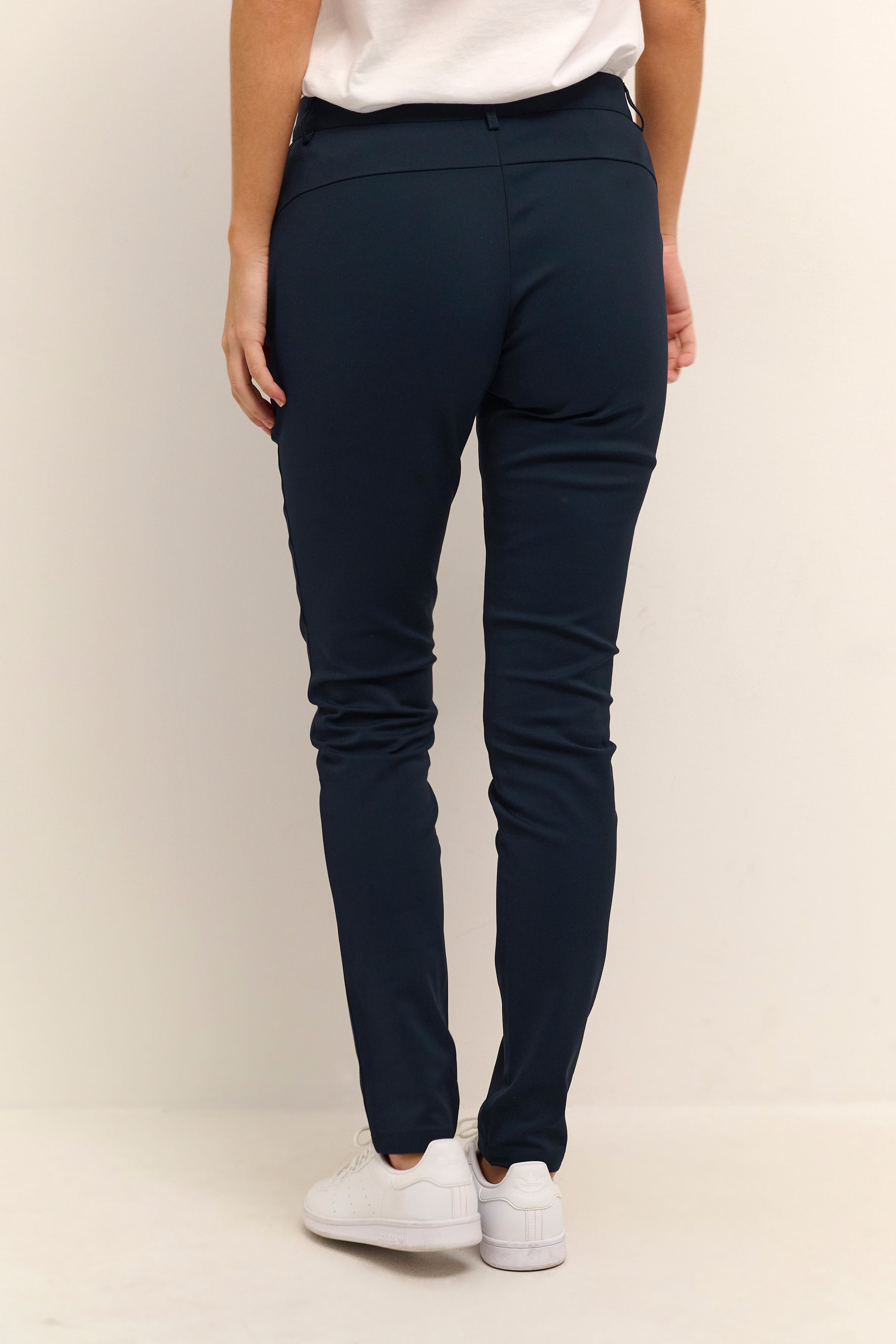 Vera Bukser LOOKBOOK BACK 550677-52737