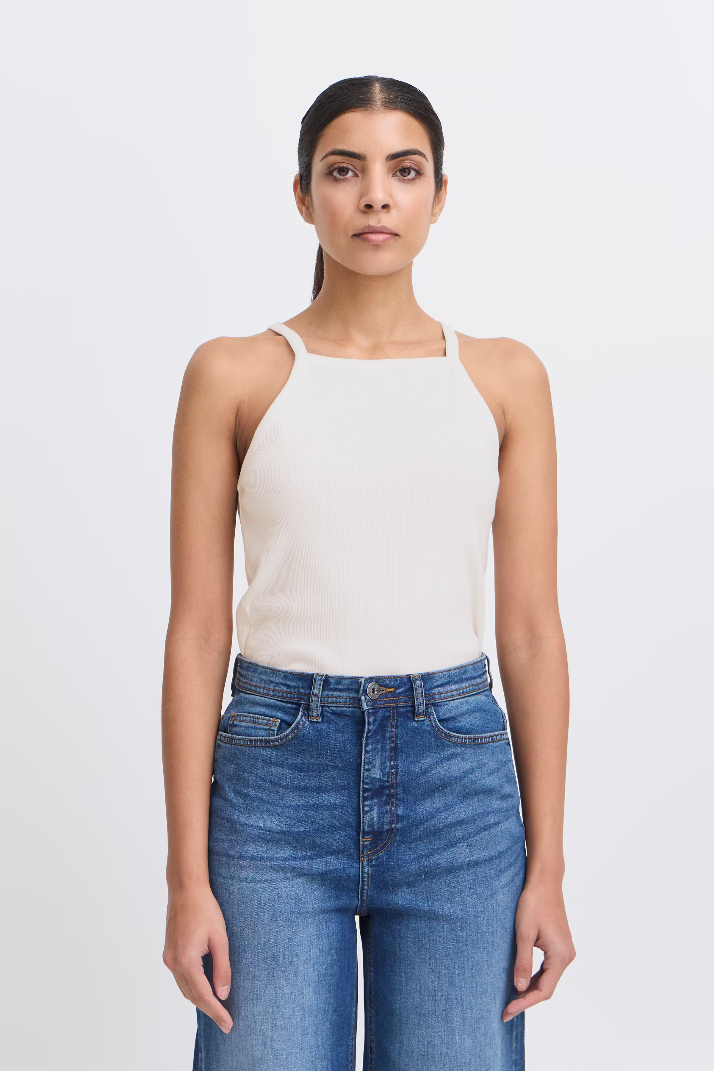 IHORETA T-shirt LOOKBOOK FRONT 20120618-114201