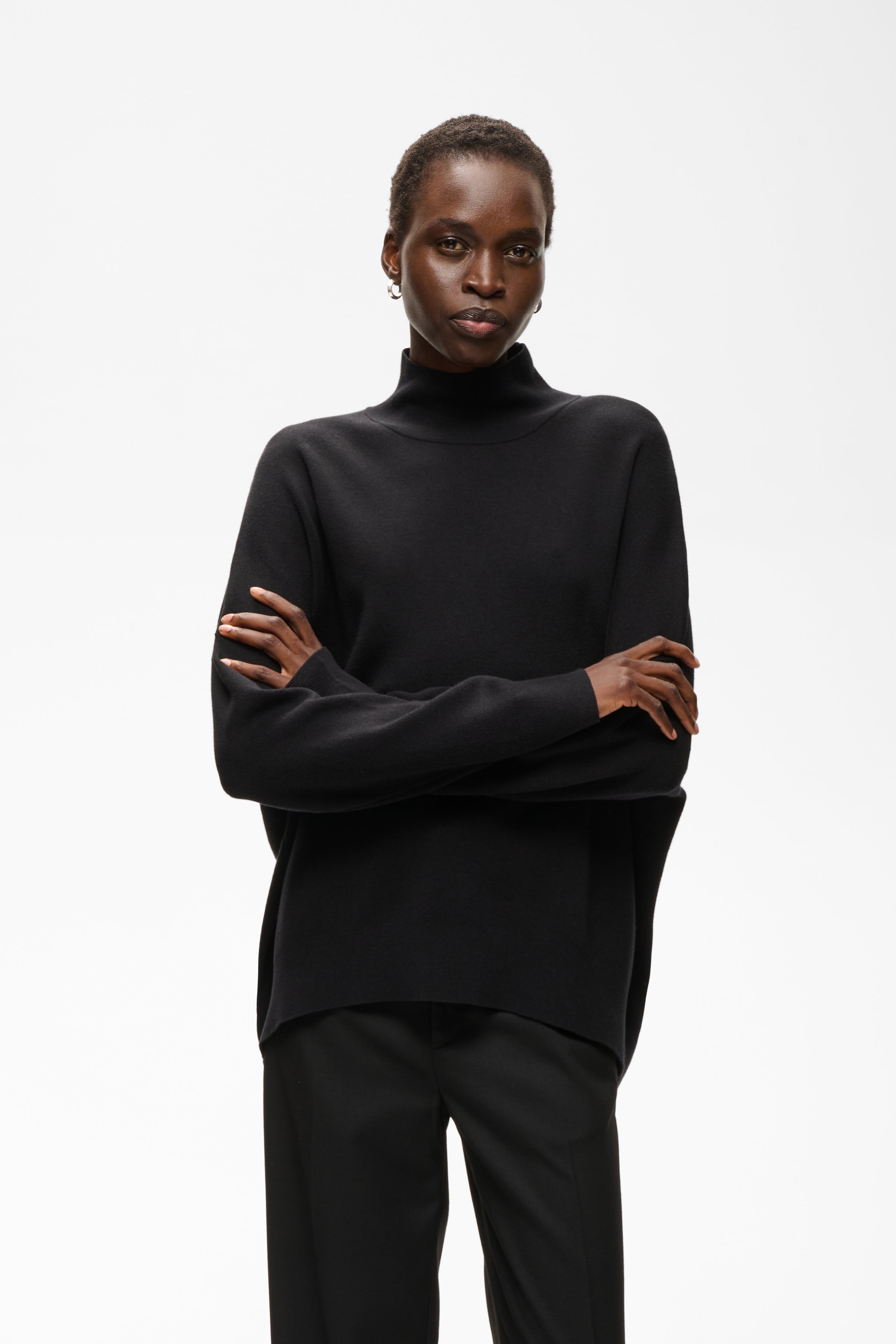 TenleyIW Turtleneck Pullover LOOKBOOK FRONT 30106490-194008