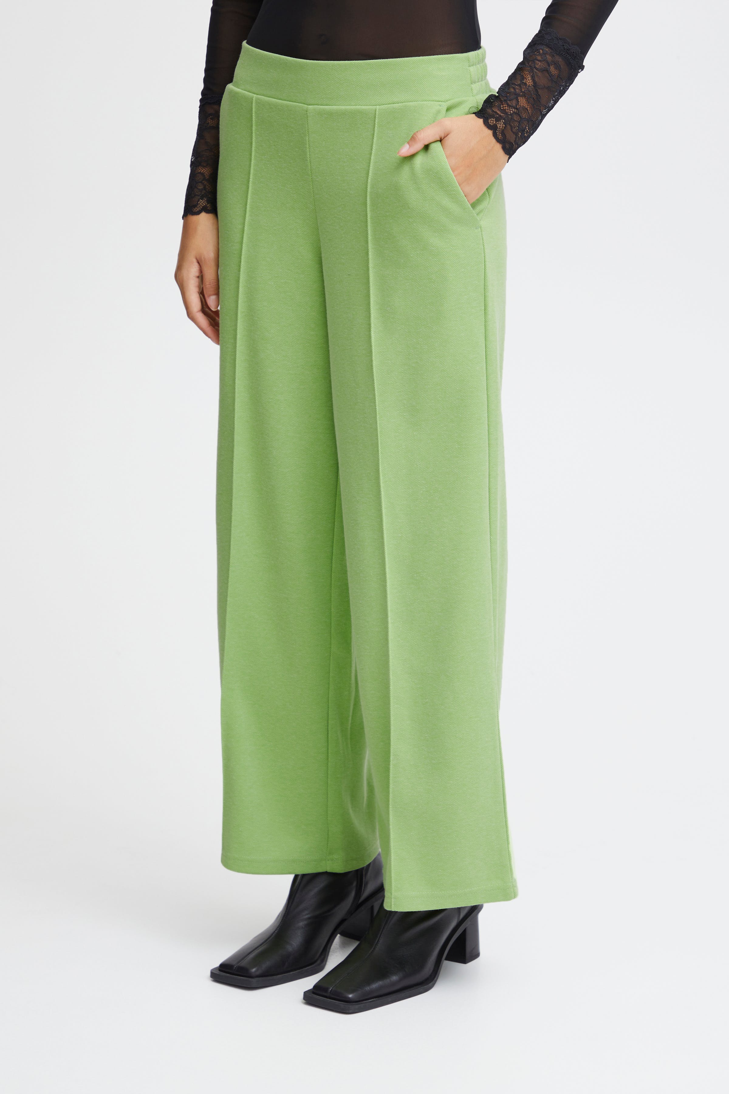 IHKATE PIQUE  Bukser LOOKBOOK FRONT 20118162-150341