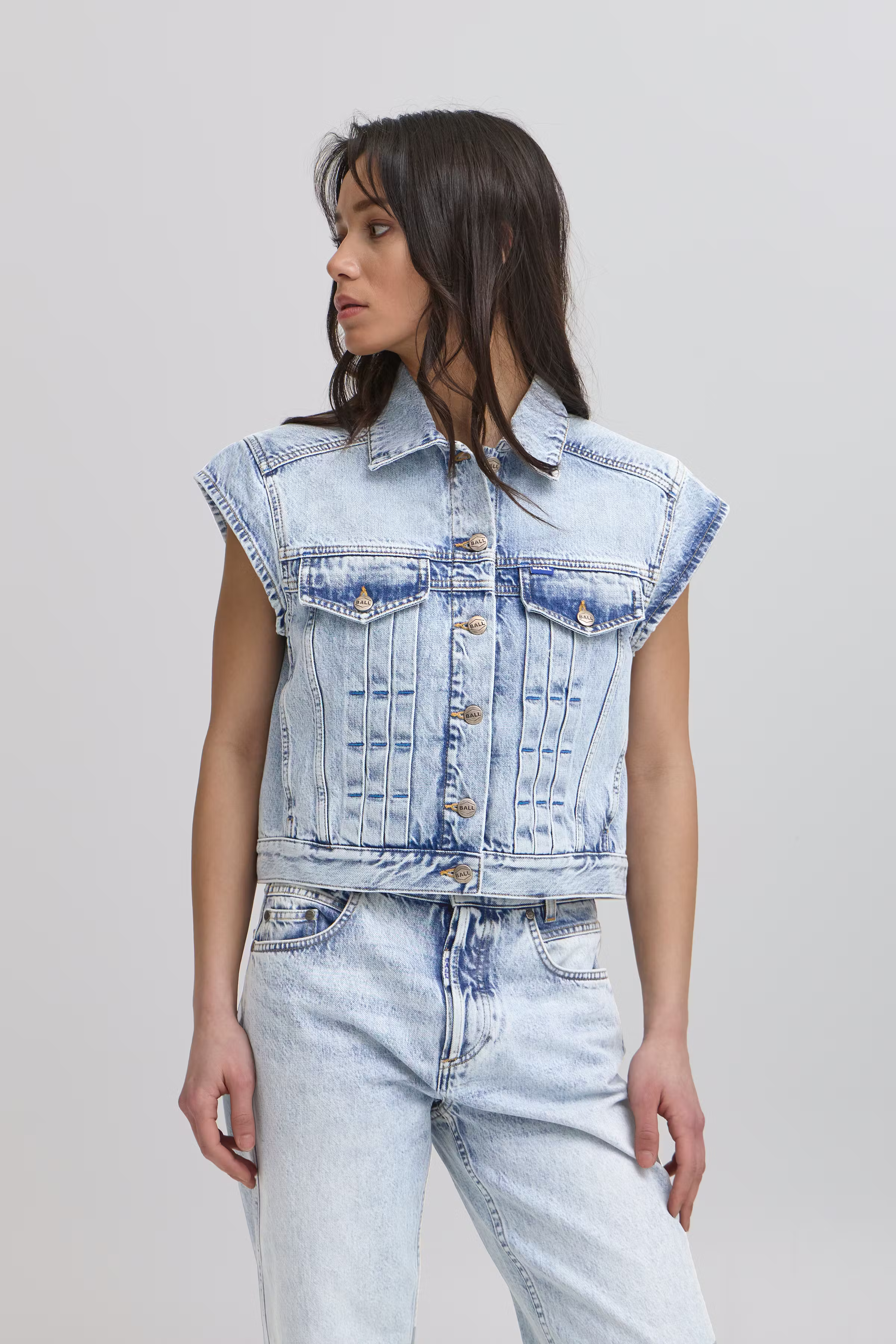 BAPIETRO Waistcoat LOOKBOOK FRONT 50405361-204625